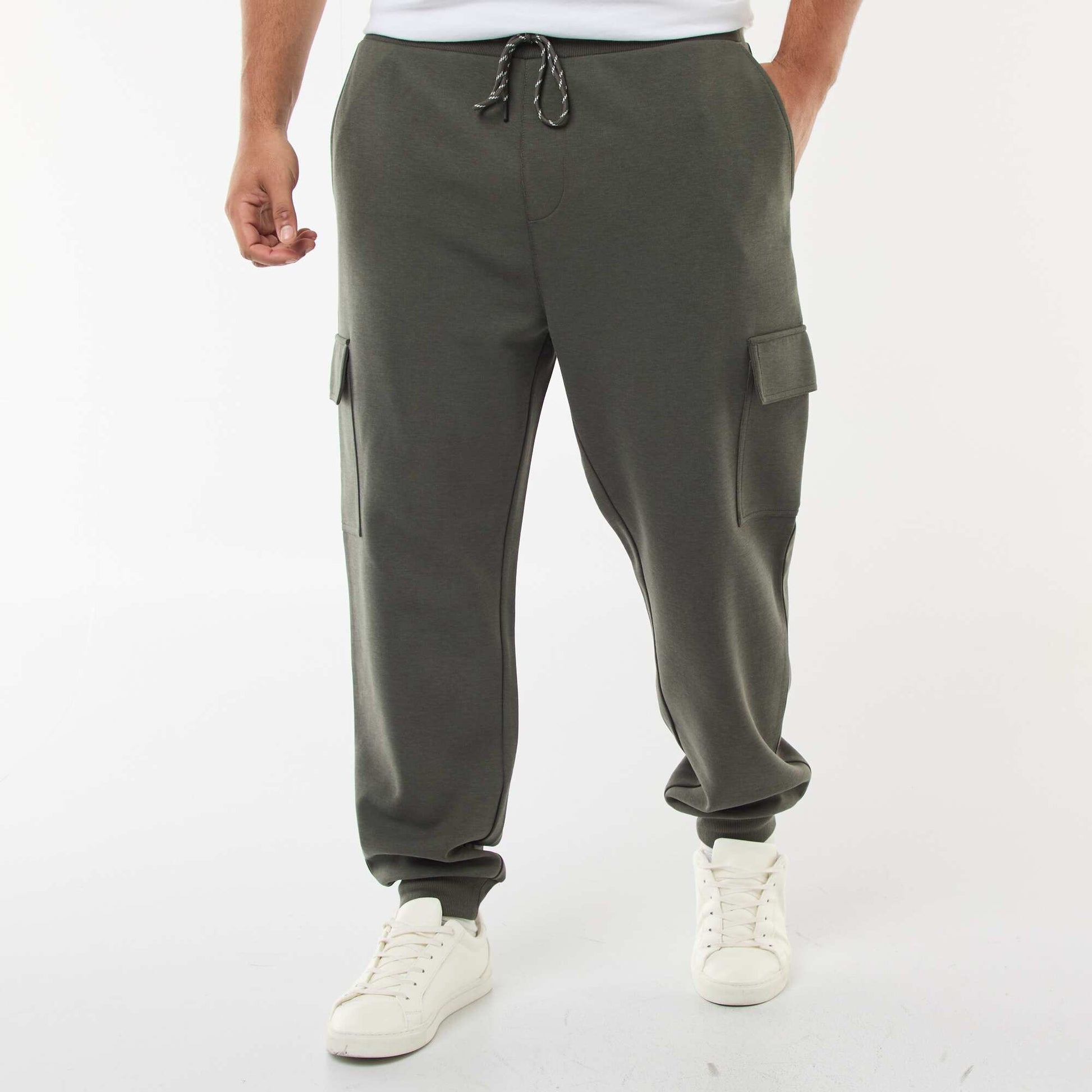 Pantalón bajo ajustado en algodón liso KAKI