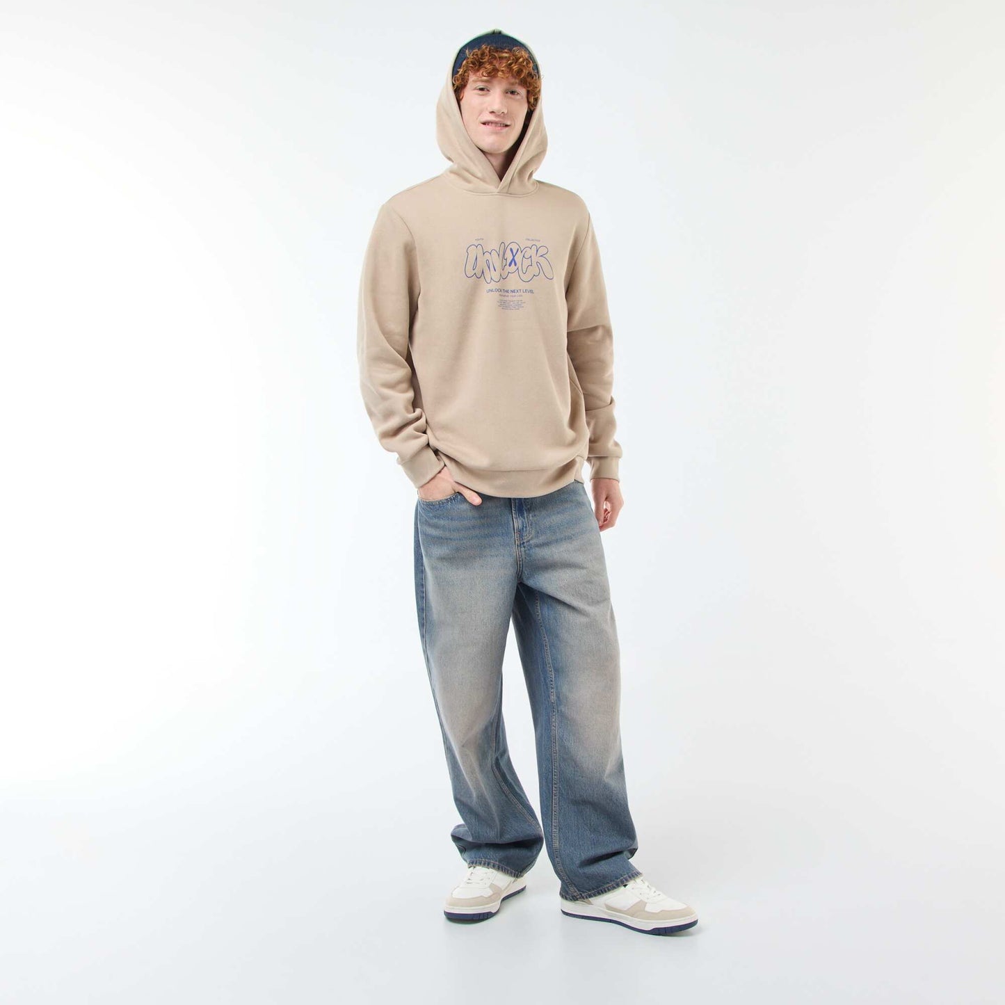 Buzo de felpa con estampado BEIGE