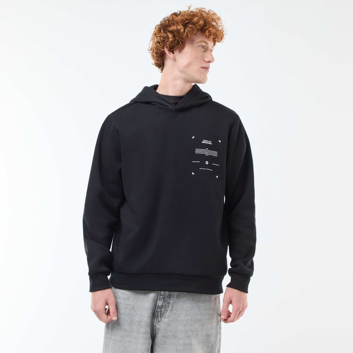 Buzo de felpa con estampado NEGRO