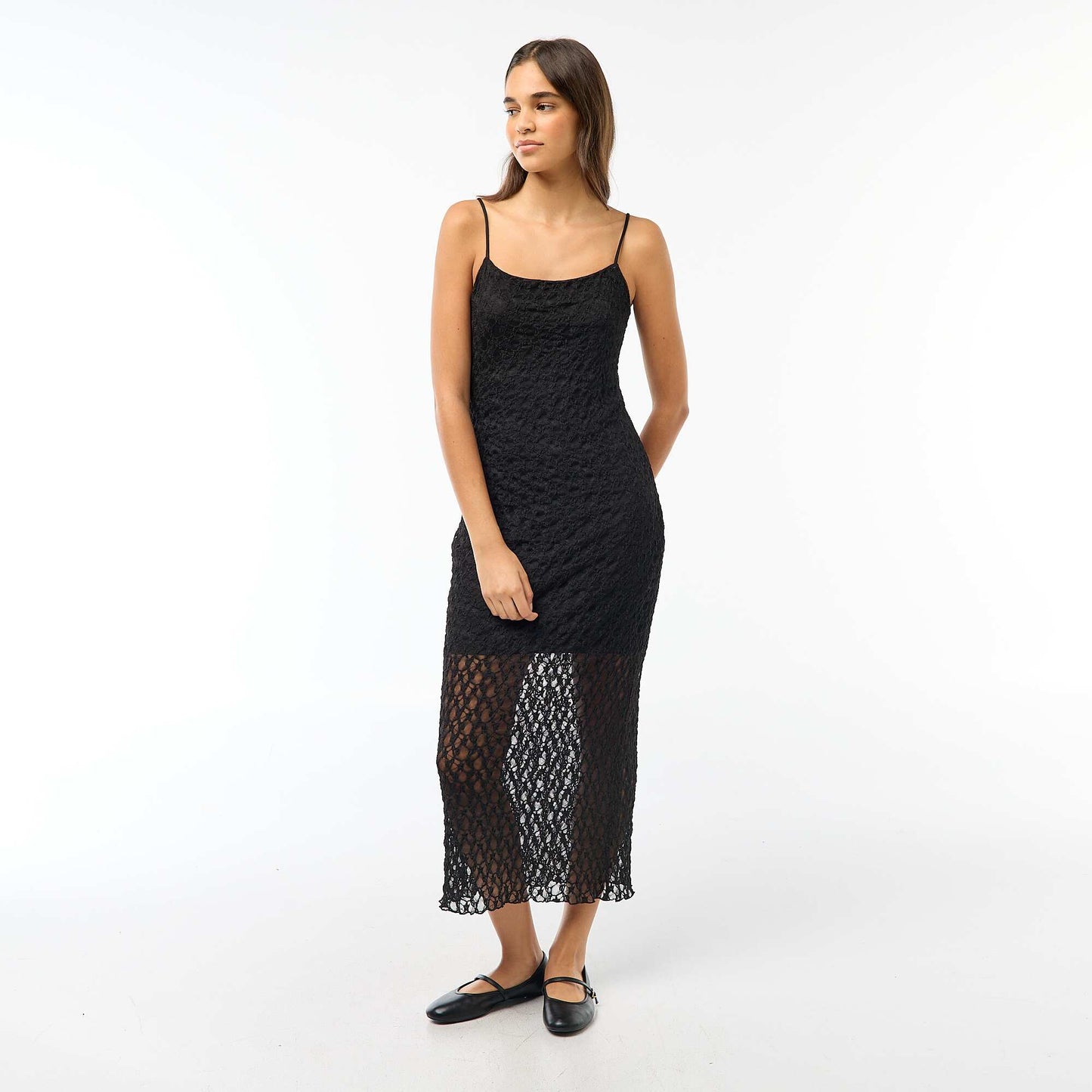 Vestido largo de encaje con tirantes finos NEGRO