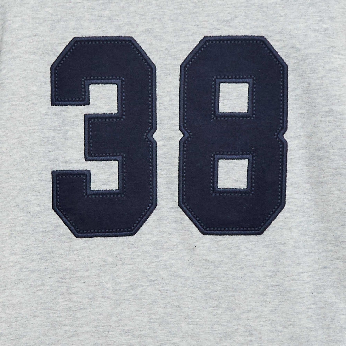 Camiseta estampada con diseño original de manga larga GRIS