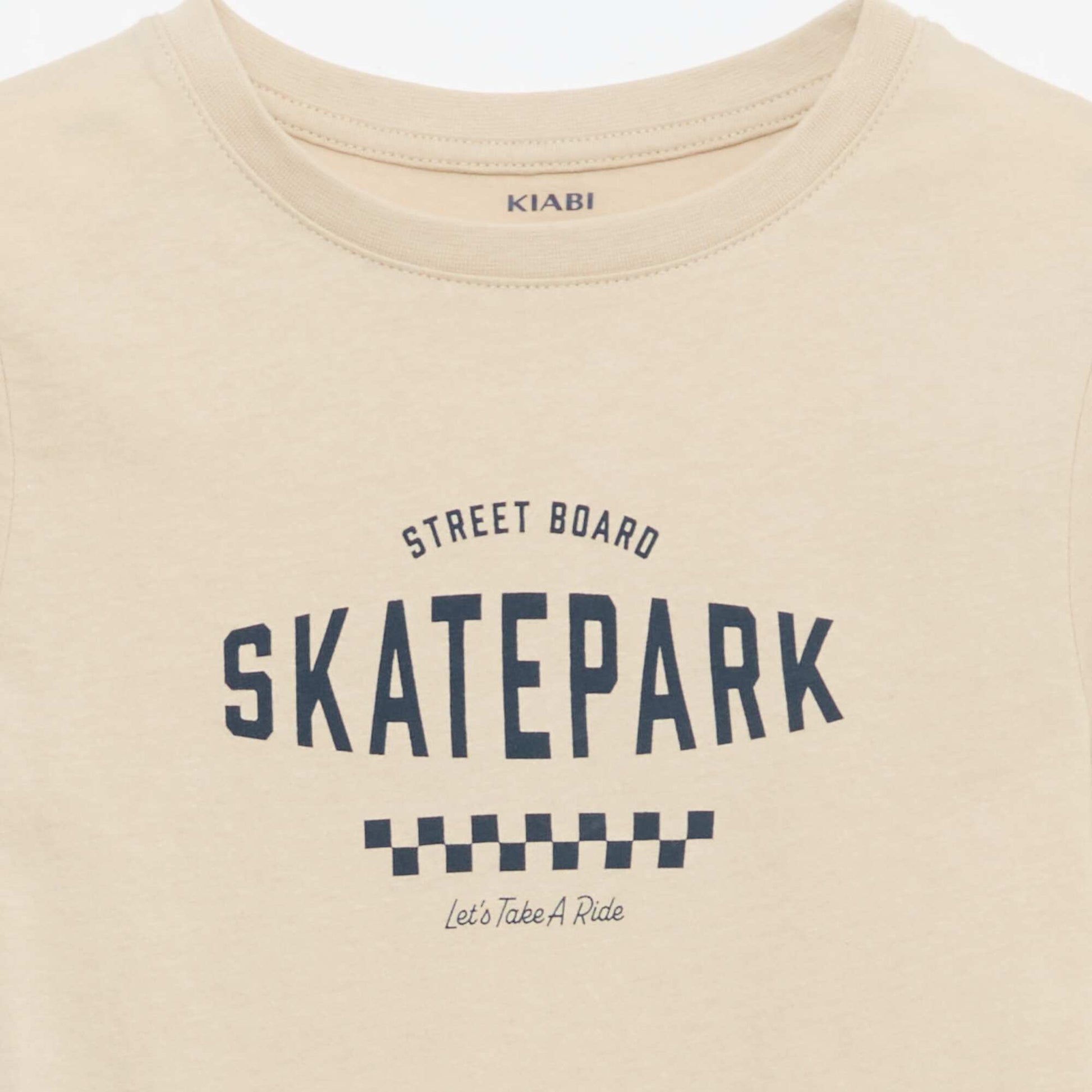 Camiseta estampada con mensaje BEIGE