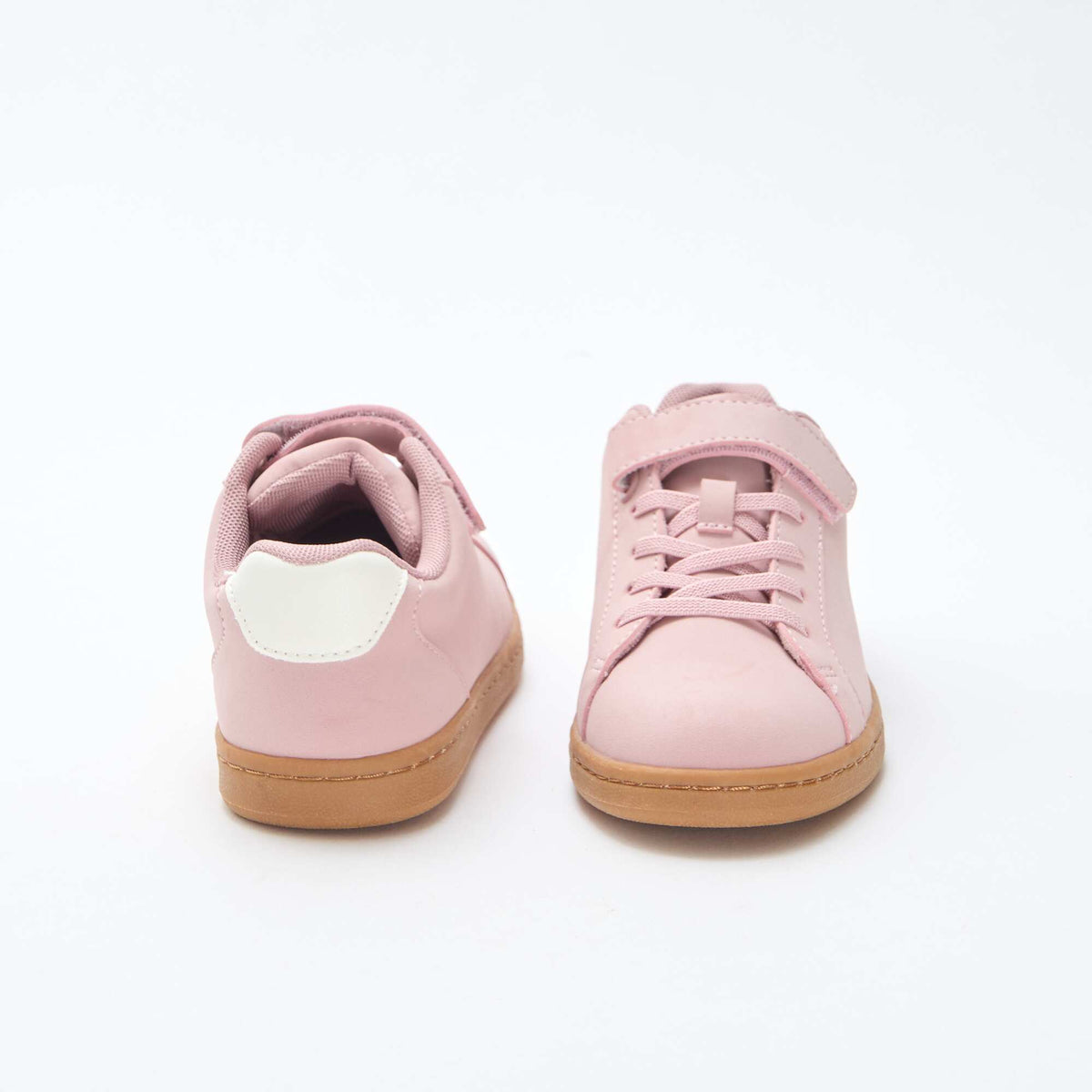 Zapatillas bajas de ante sintético con velcro ROSA