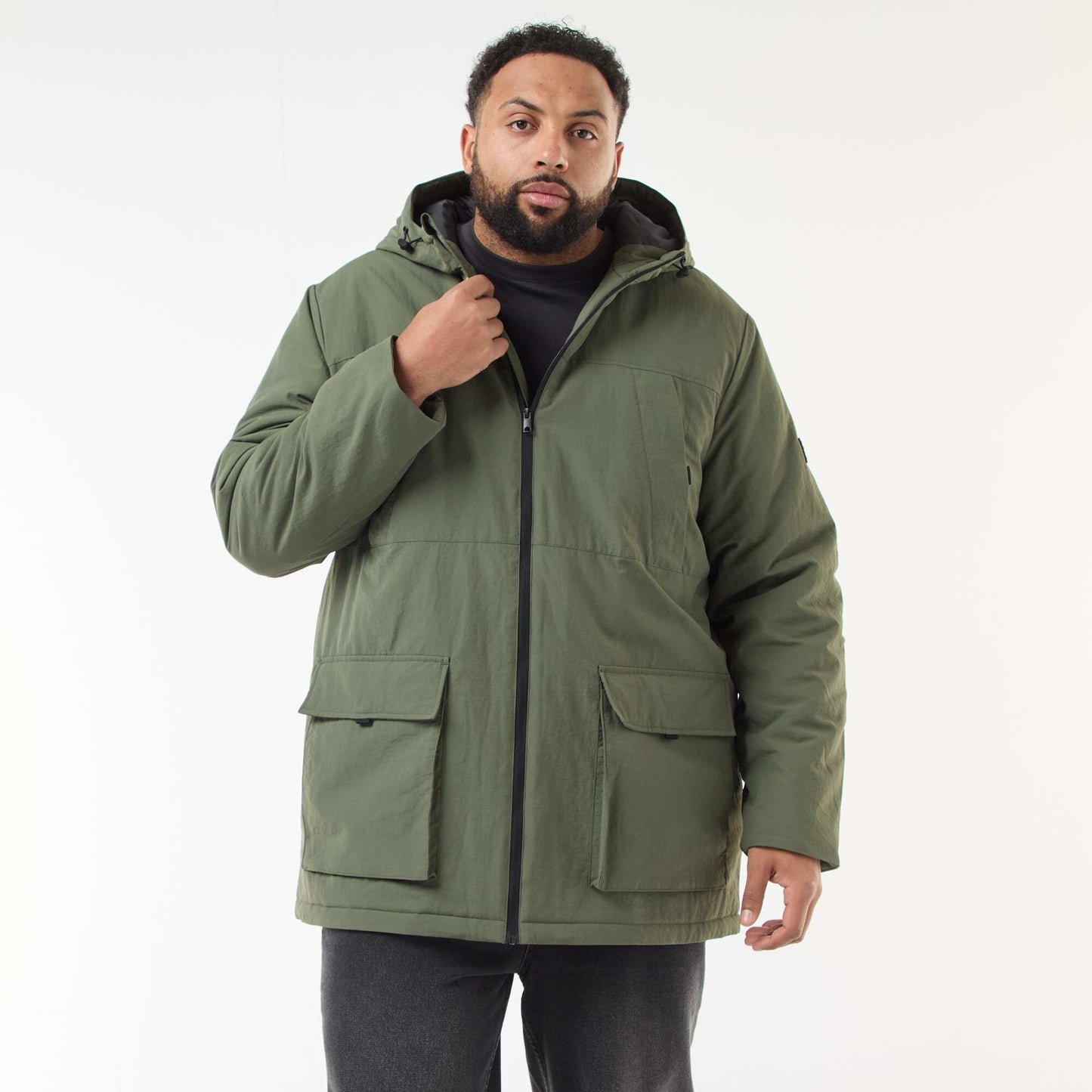 Parka con capucha y bolsillos de parche con doble entrada y forro polar VERDE