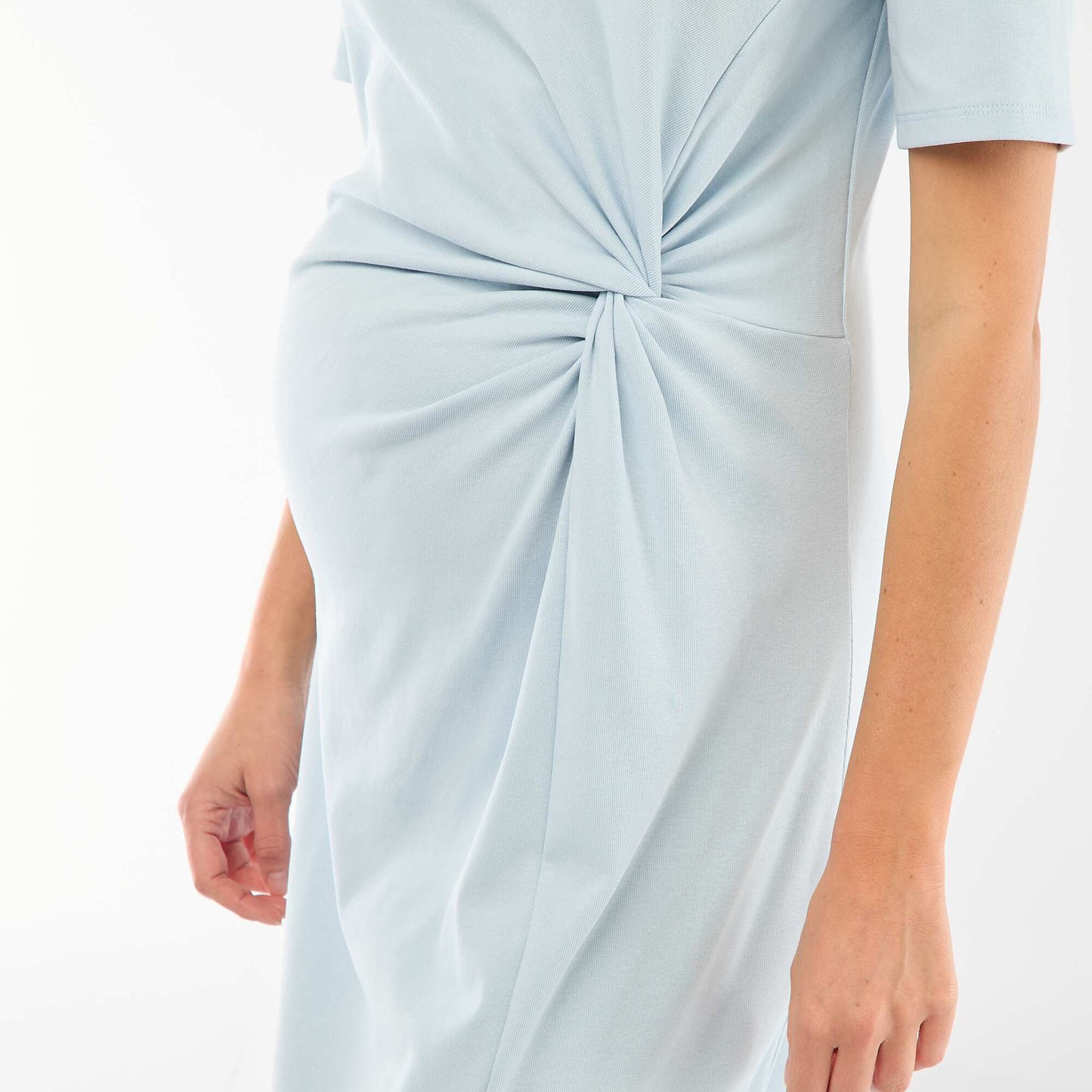 Vestido maternidad con torsión frontal AZUL