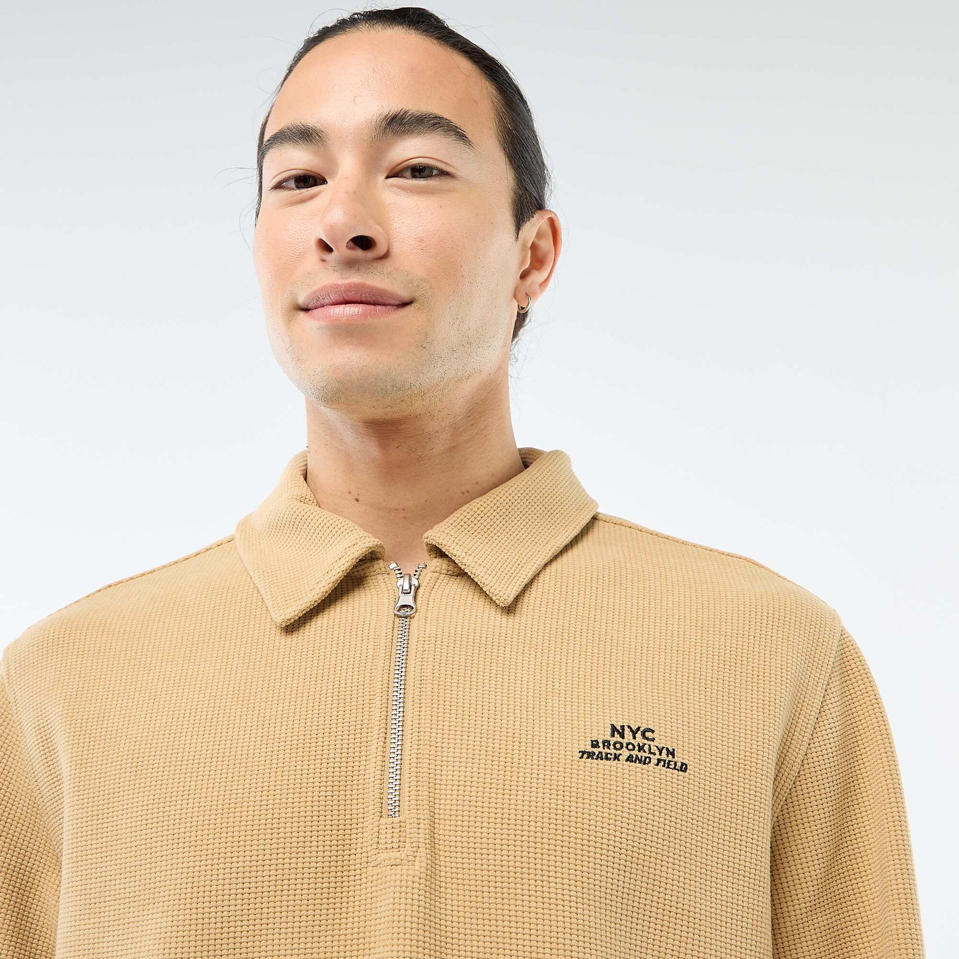 Buzo en tejido gofrado BEIGE