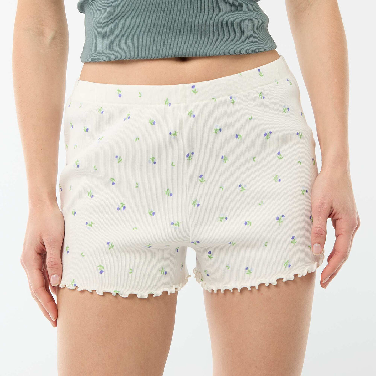 Pantalón corto de pijama 'flores' all-over en algodón BLANCO