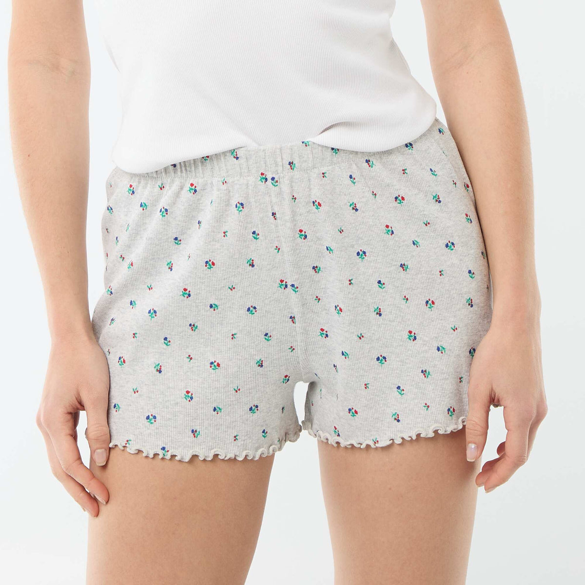 Pantalón corto de pijama 'flores' all-over en algodón GRIS