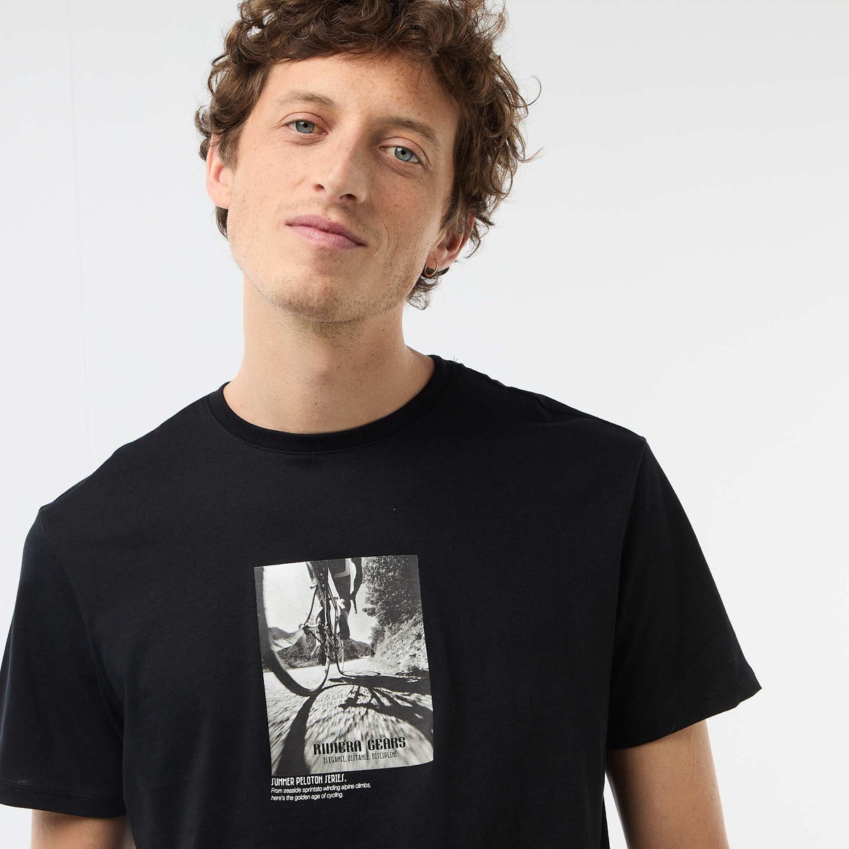 Camiseta estampada con diseño original NEGRO