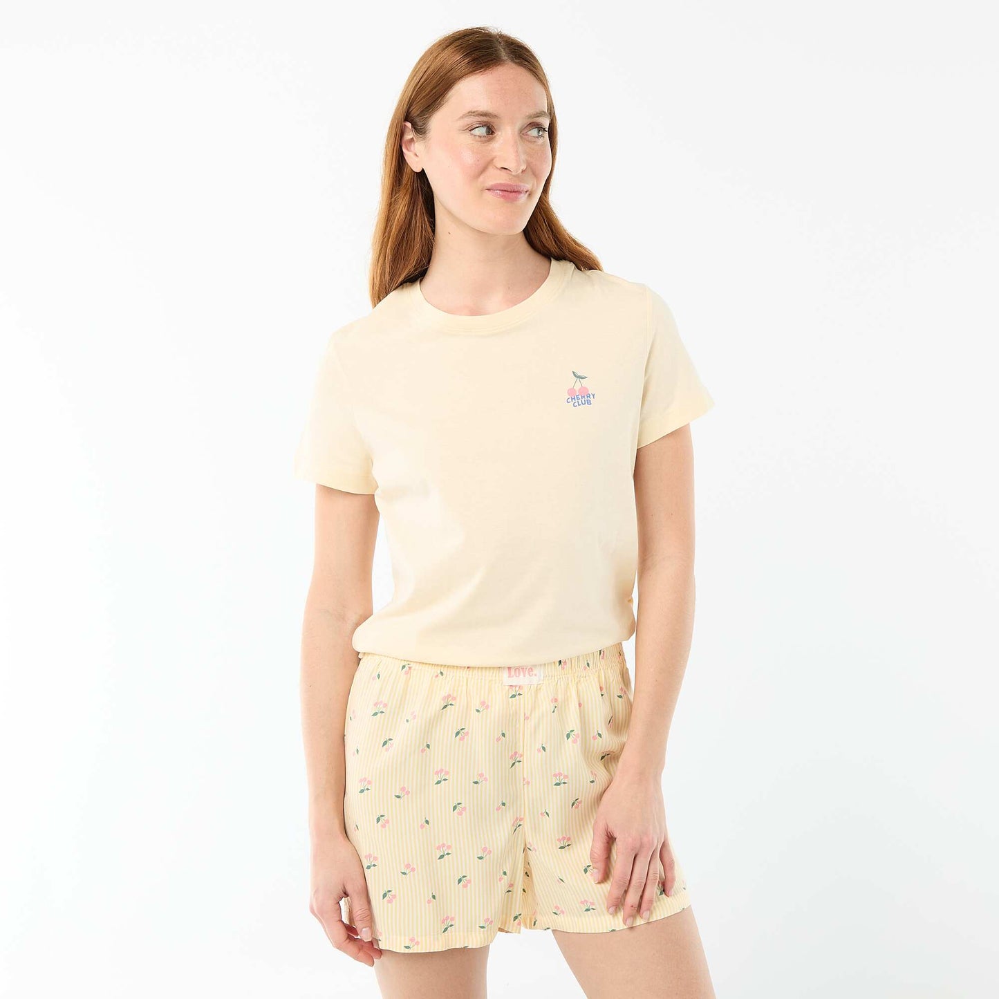Conjunto de pijama camiseta + pantalón corto ligero con estampado de rayas AMARILLO