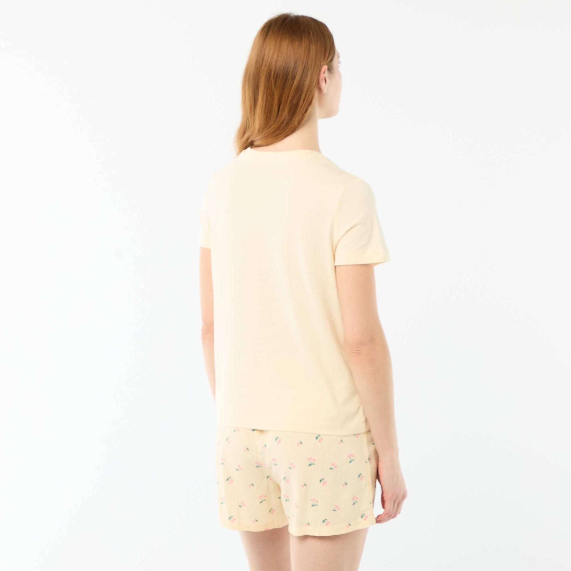 Conjunto de pijama camiseta + pantalón corto ligero con estampado de rayas AMARILLO