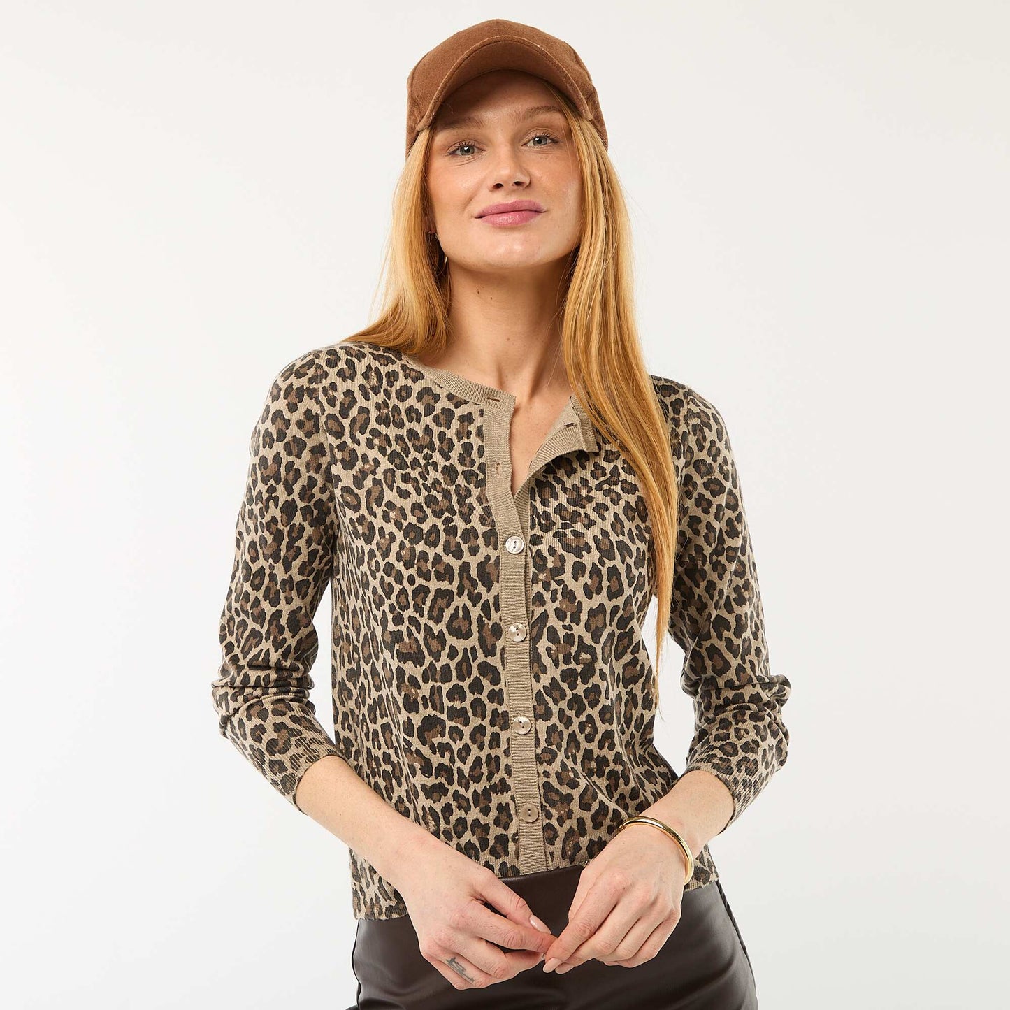 Cárdigan cuello redondo con estampado de leopardo BEIGE