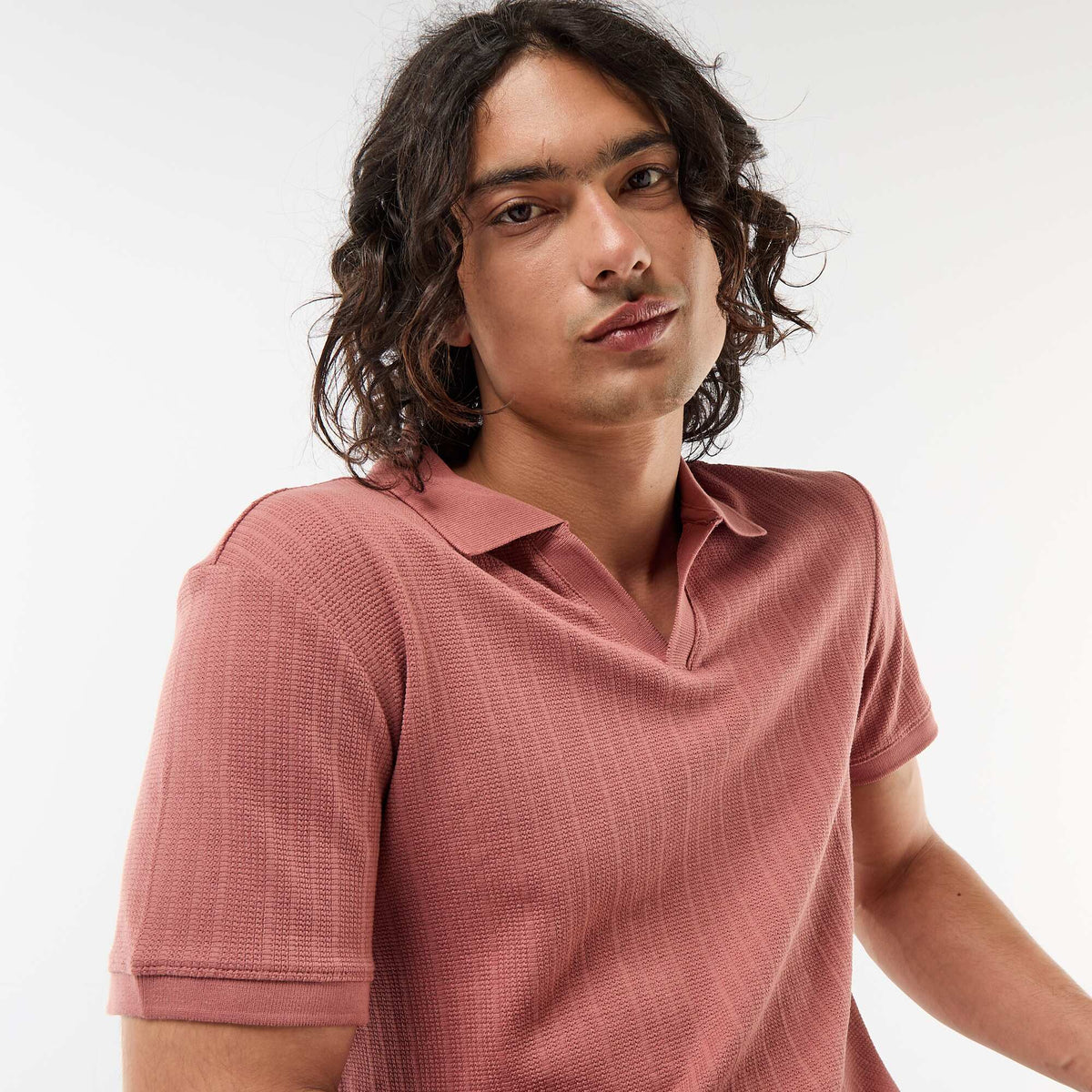 Remera de manga corta con tejido de nido de abeja ROSA