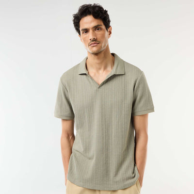 Remera de manga corta y material en nido de abeja VERDE