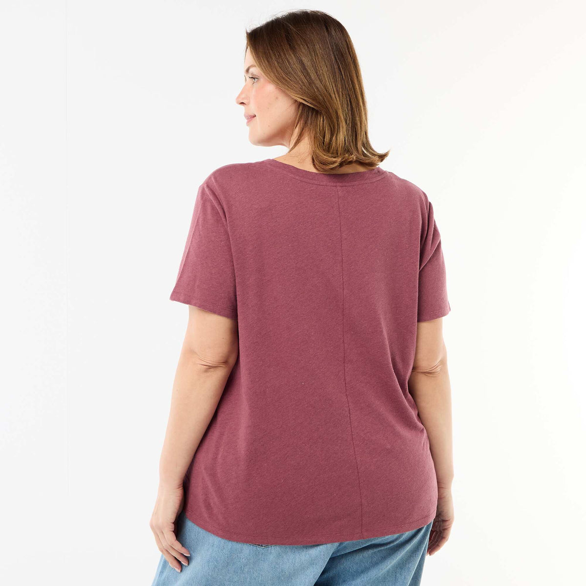 Camiseta básica cuello en pico y manga corta ROSA