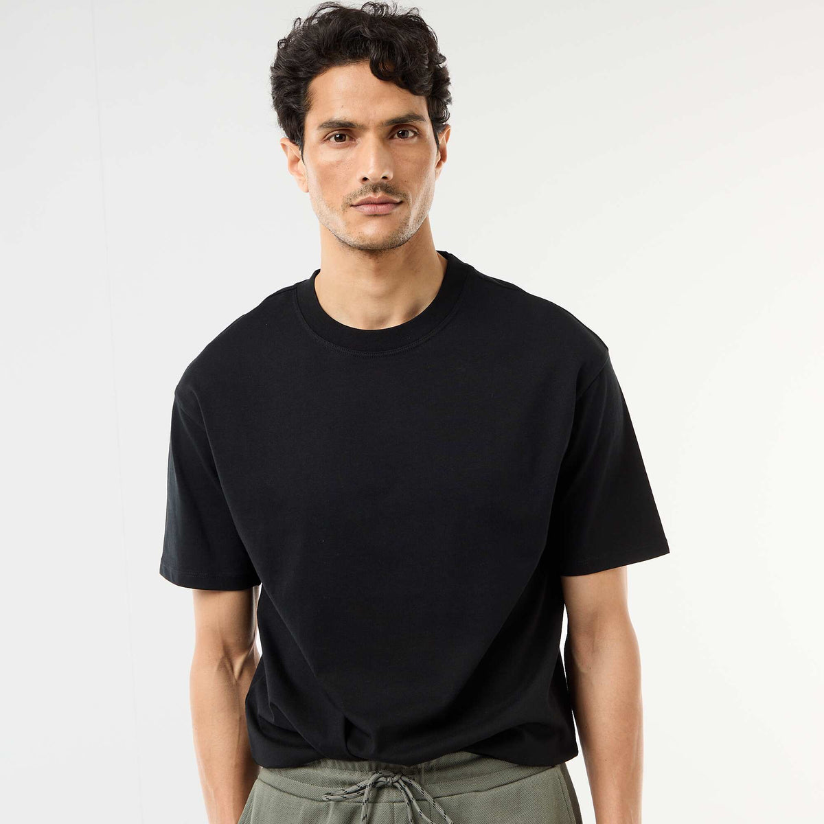 Camiseta lisa confort fit / oversize NEGRO
