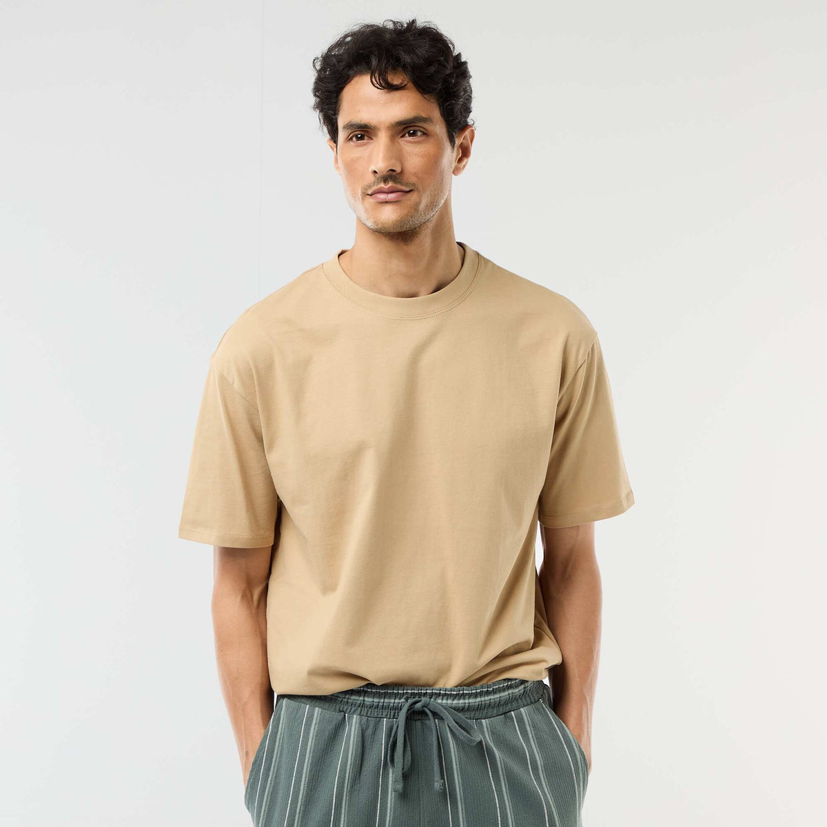 Camiseta lisa confort fit / oversize BEIGE