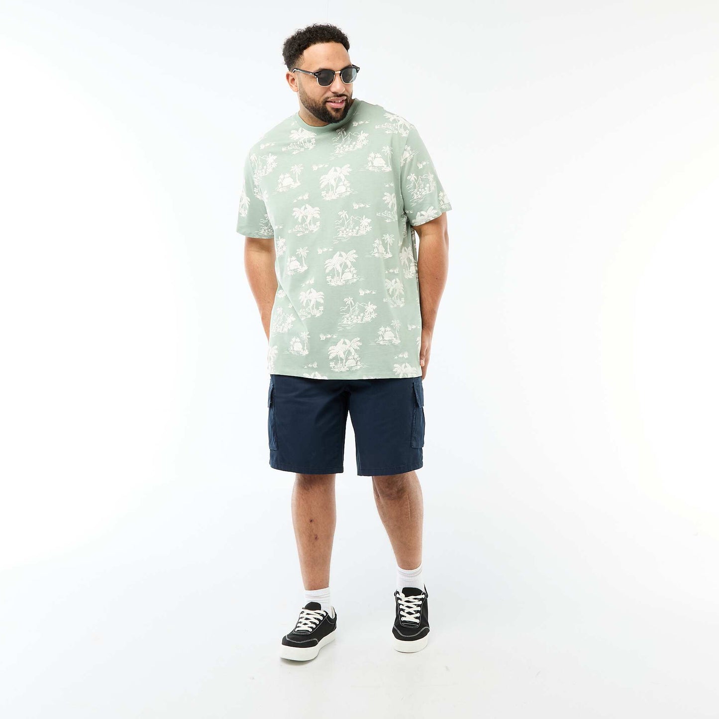 Camiseta estampada de manga corta y cuello redondo VERDE