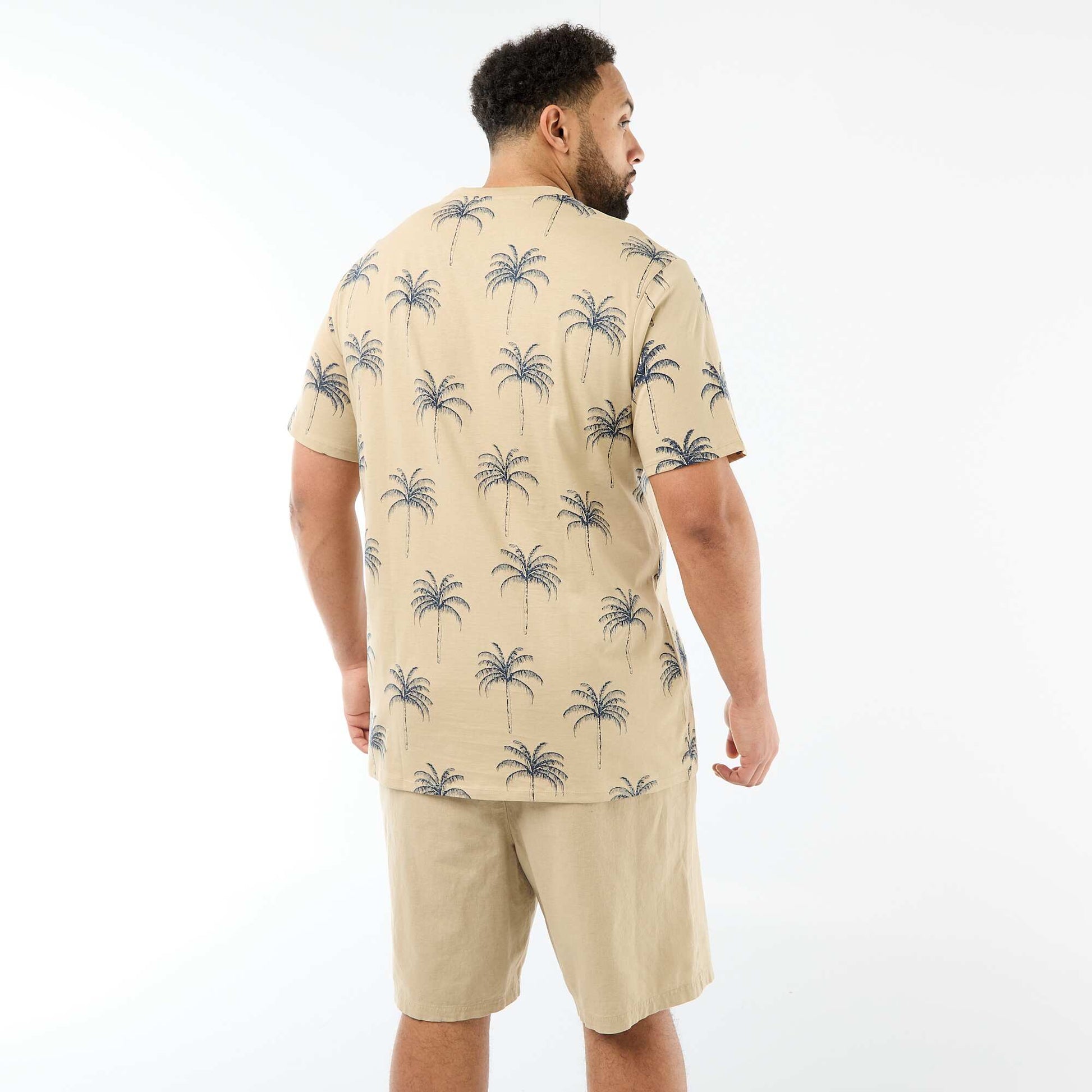Camiseta estampada de manga corta y cuello redondo BEIGE