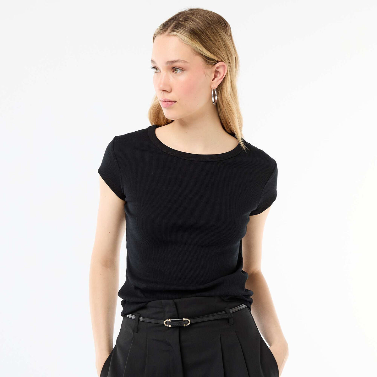 Camiseta de punto de canalé y manga corta NEGRO