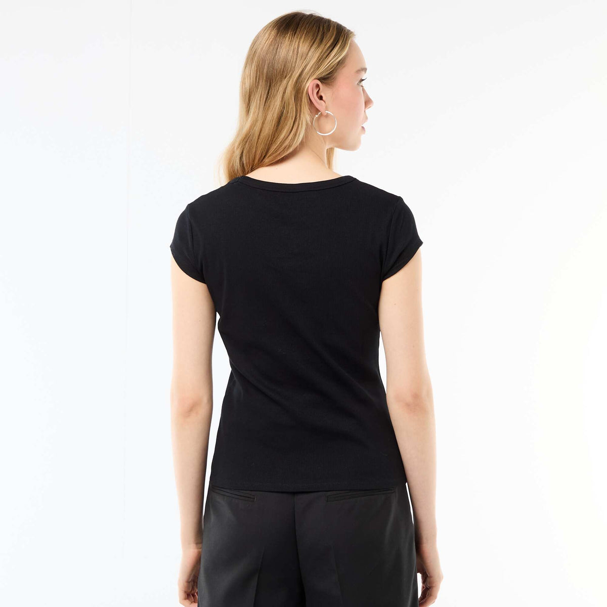 Camiseta de punto de canalé y manga corta NEGRO