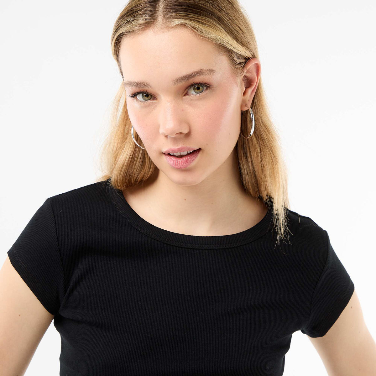 Camiseta de punto de canalé y manga corta NEGRO
