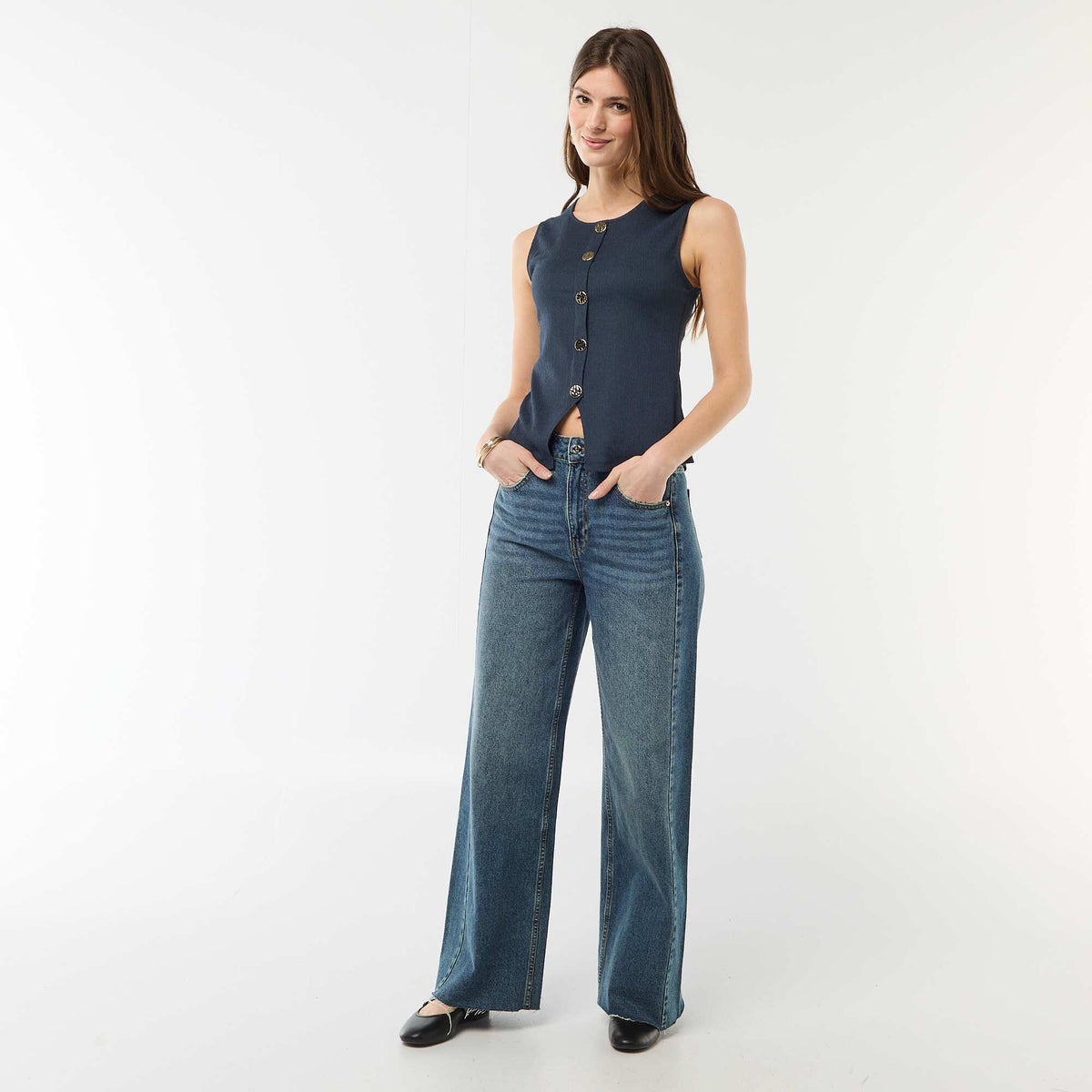 Camiseta de tirantes con abertura de botones dorados martillados AZUL