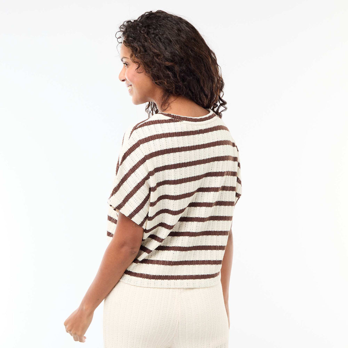 Sweater de punto calado con mangas cortas BEIGE