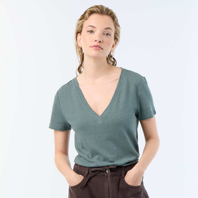 Camiseta básica de manga corta con cuello en pico VERDE