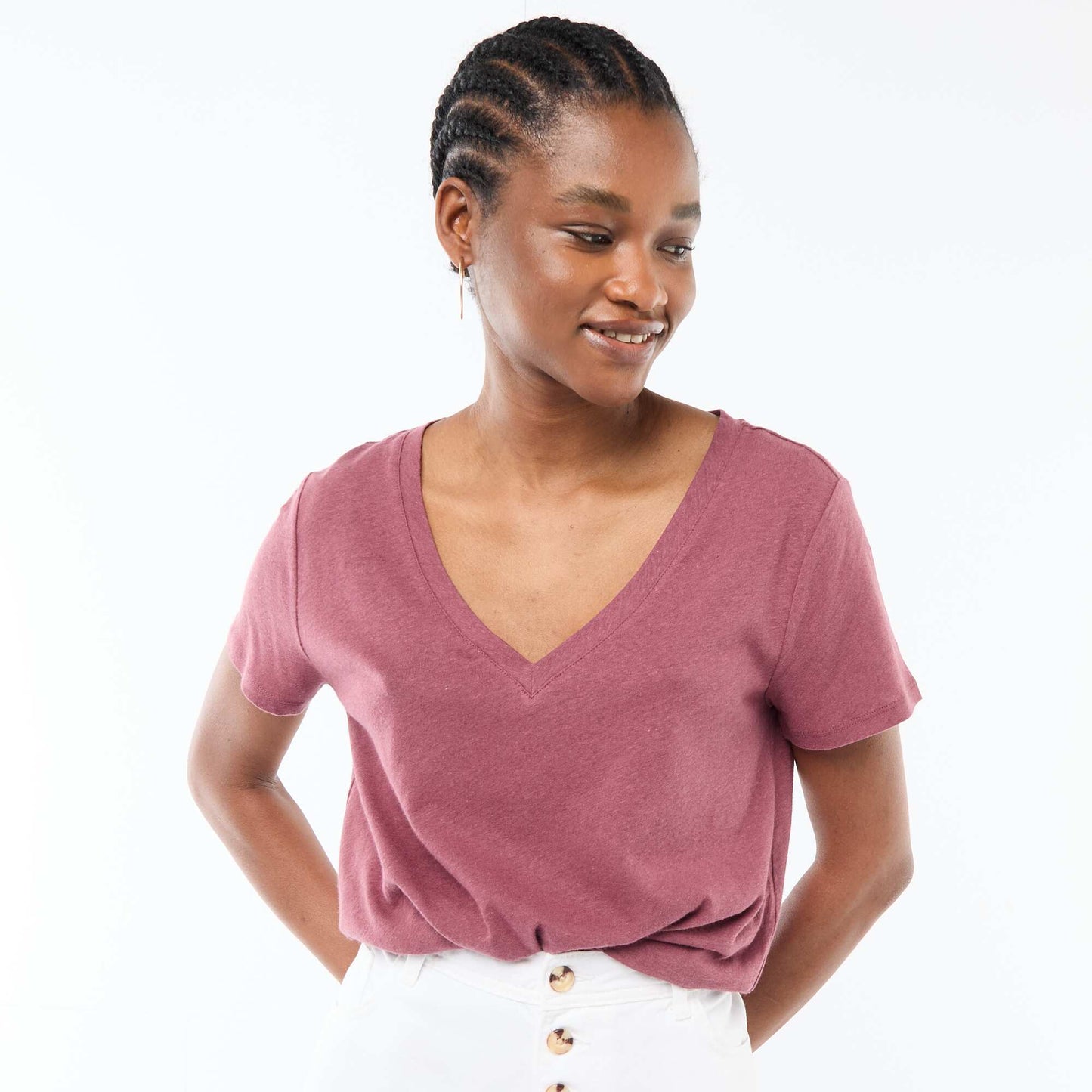 Camiseta básica de manga corta con cuello en pico ROSA