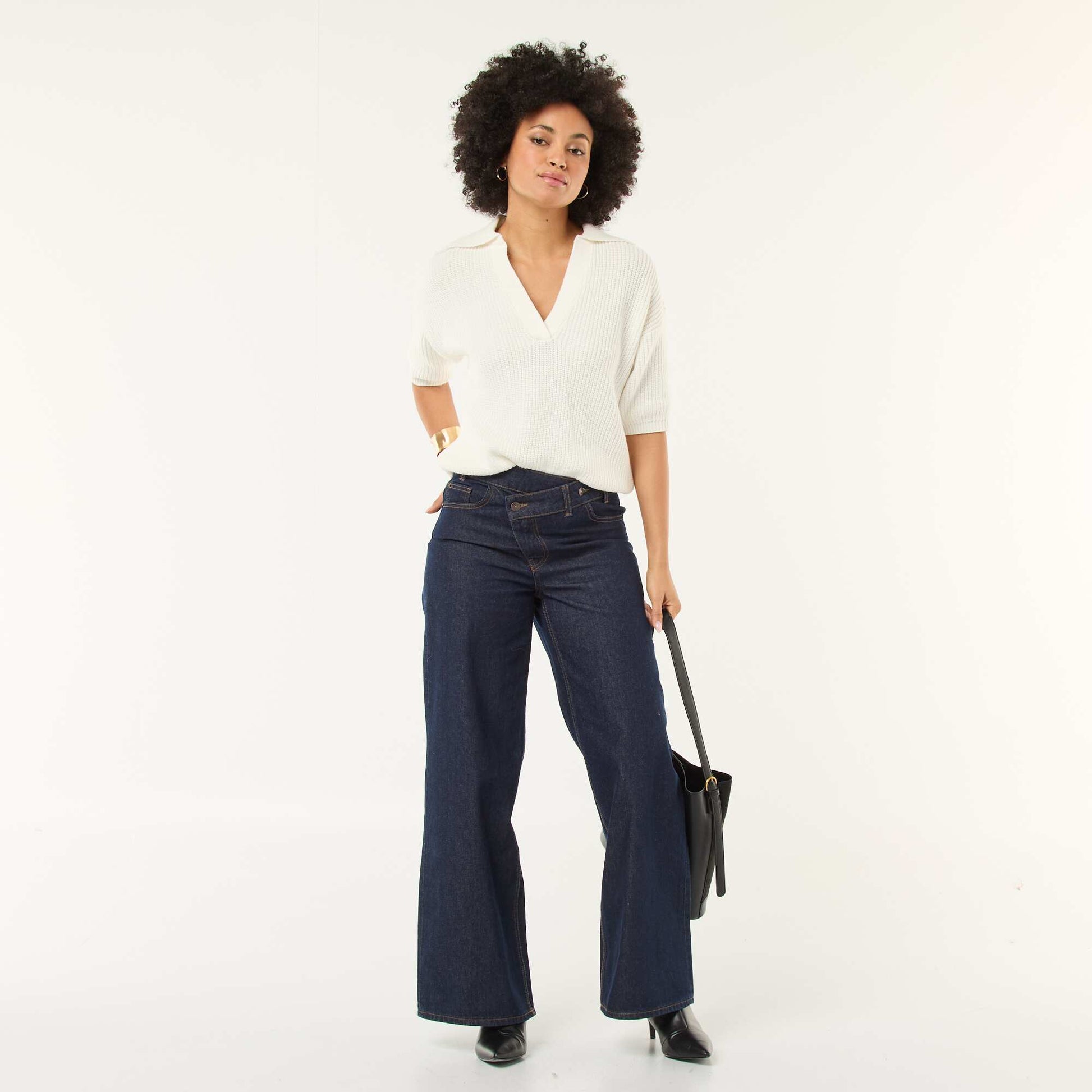 Sweater estilo remera con cuello en pico BLANCO