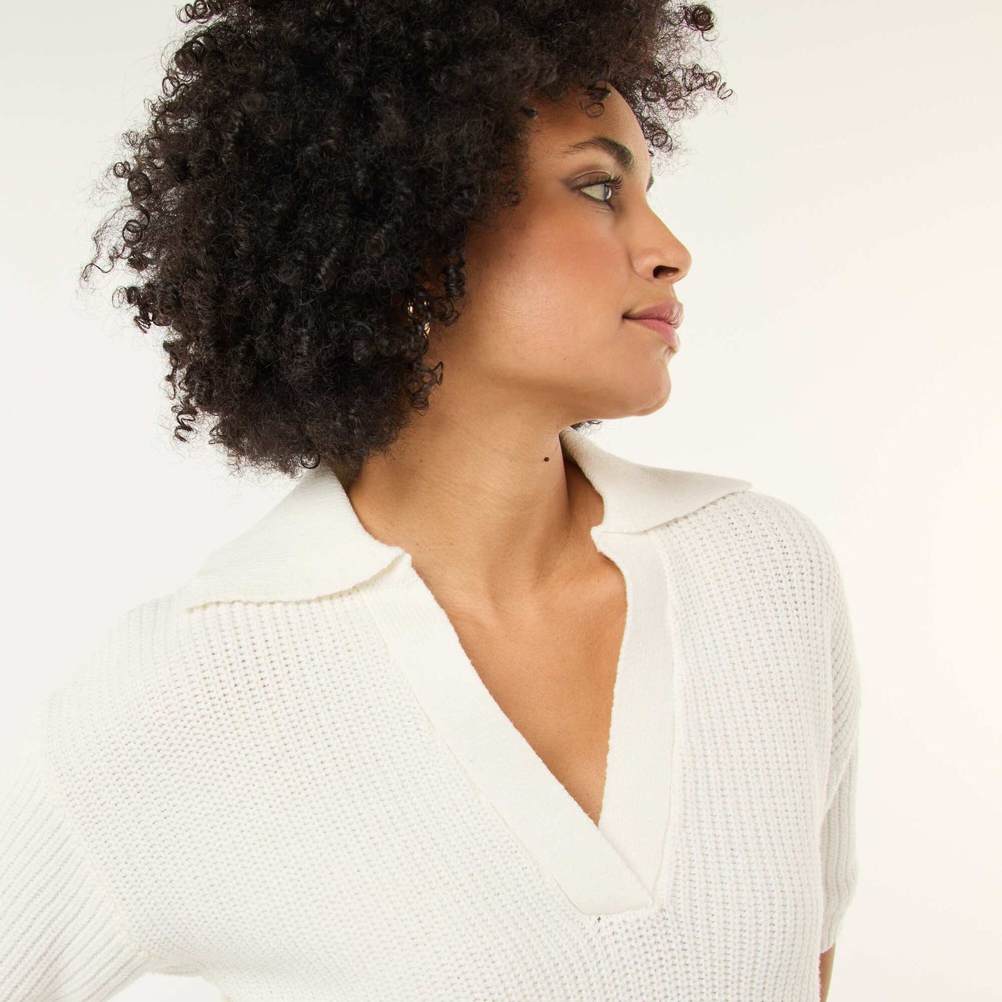 Sweater estilo remera con cuello en pico BLANCO