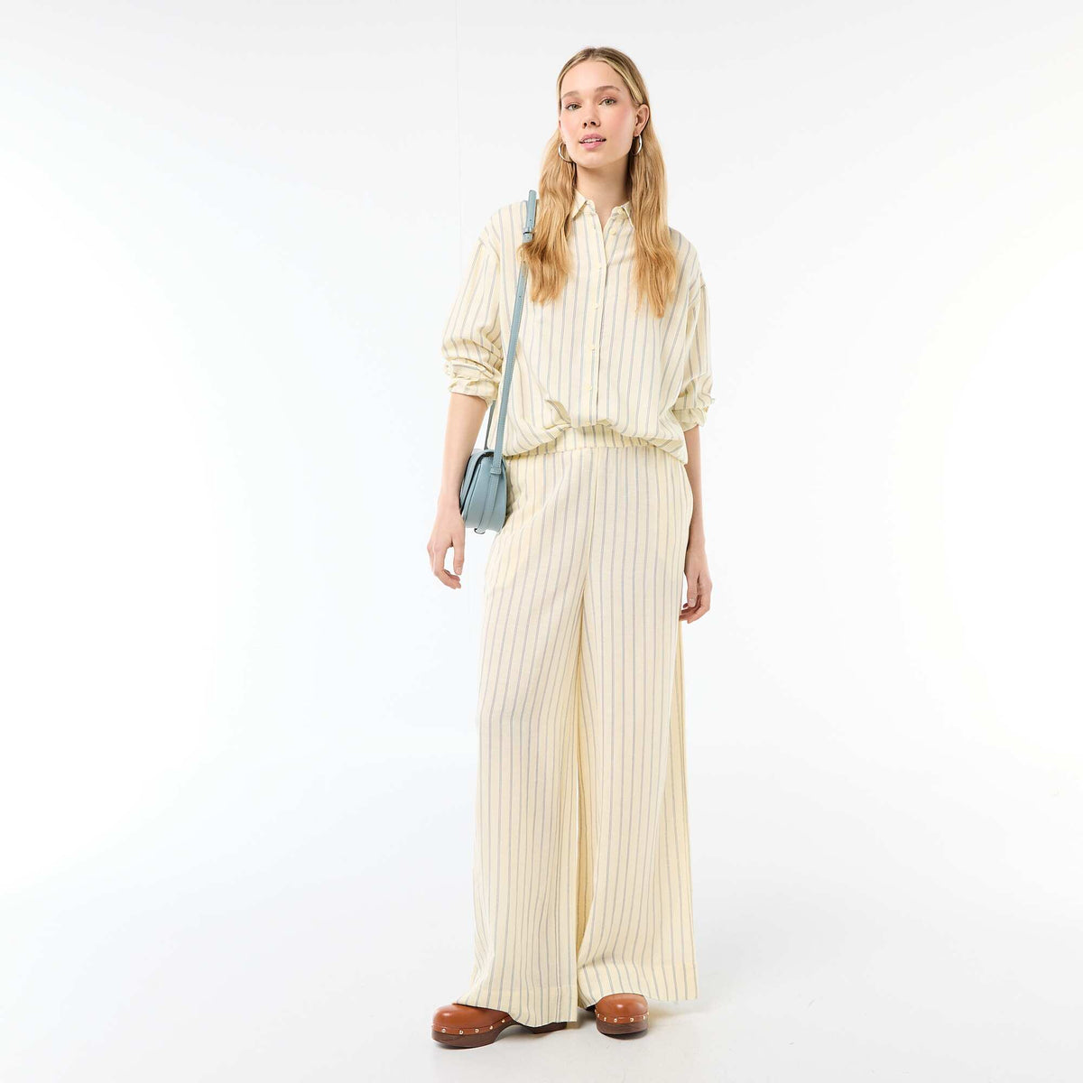 Pantalón palazzo de lino mezclado AMARILLO