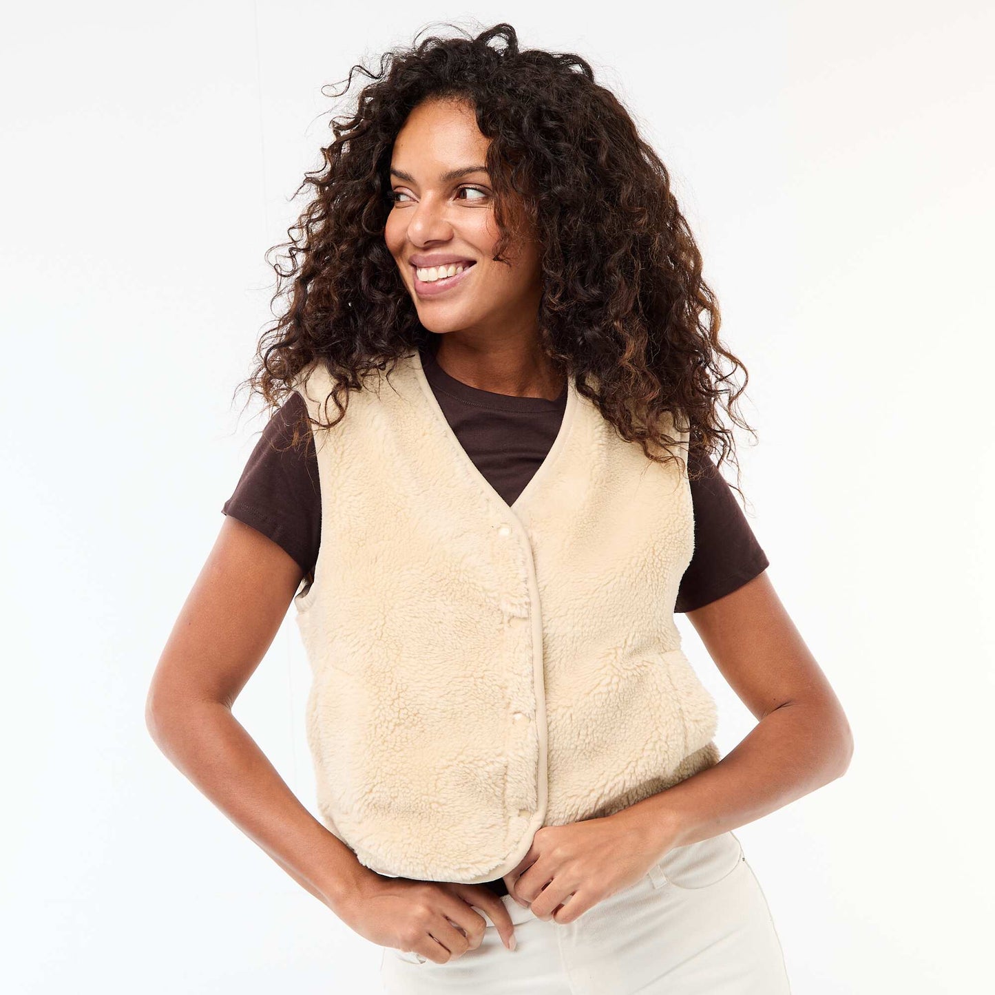 Chaleco sin mangas efecto brreguito BEIGE