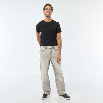 Jean recto / regular fit con 5 bolsillos GRIS