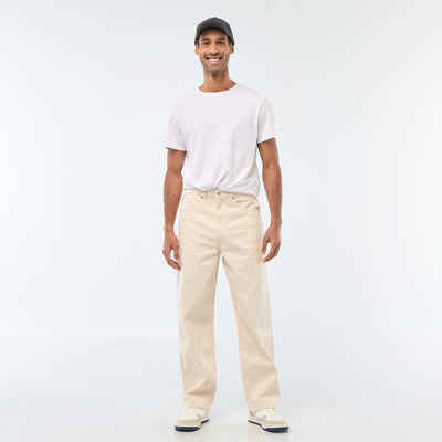 Jean recto / regular fit con 5 bolsillos BLANCO