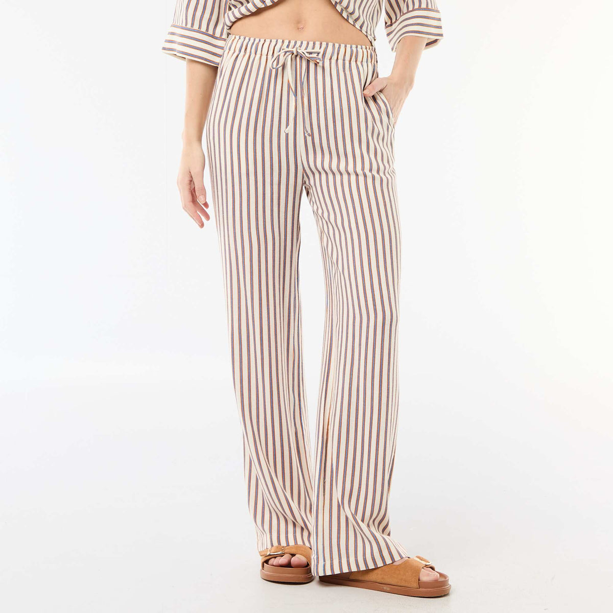 Pantalón de lino con 2 bolsillos BEIGE