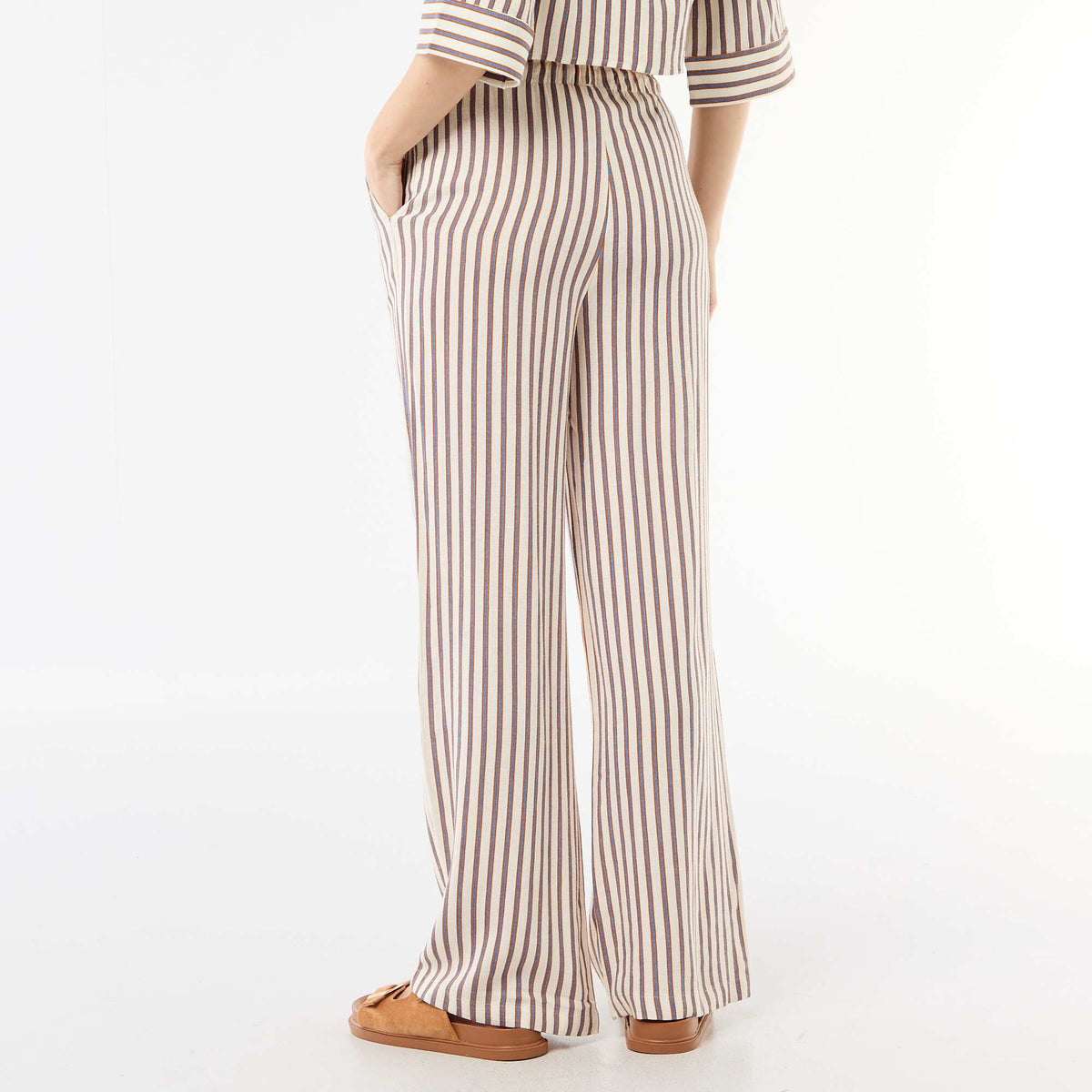 Pantalón de lino con 2 bolsillos BEIGE