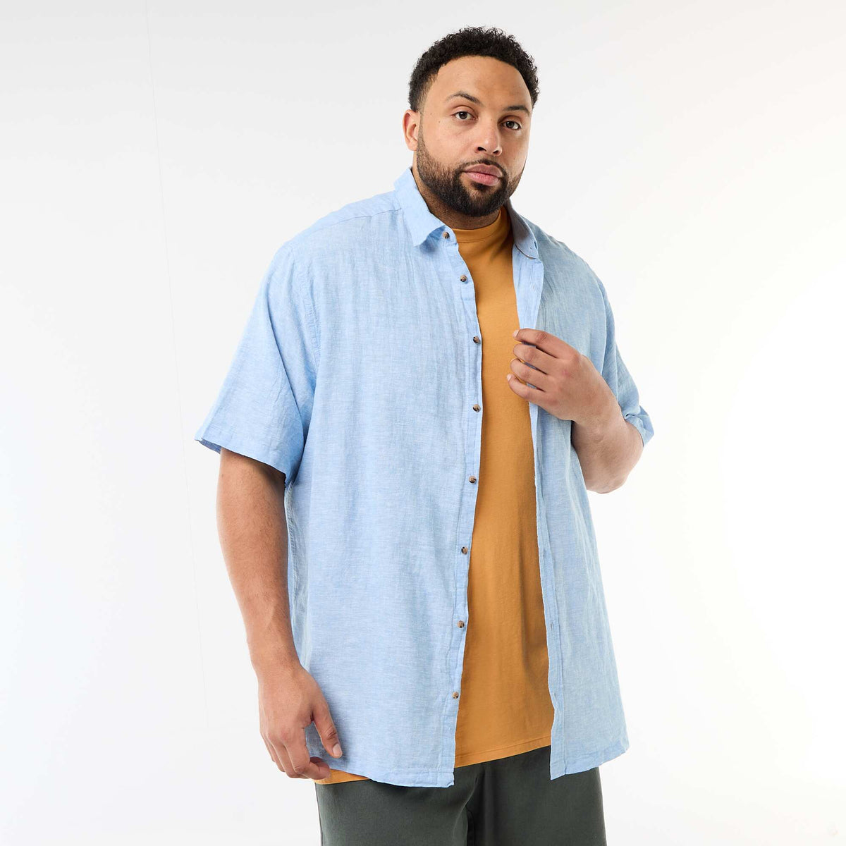 Camisa de manga corta en lino mezclado AZUL