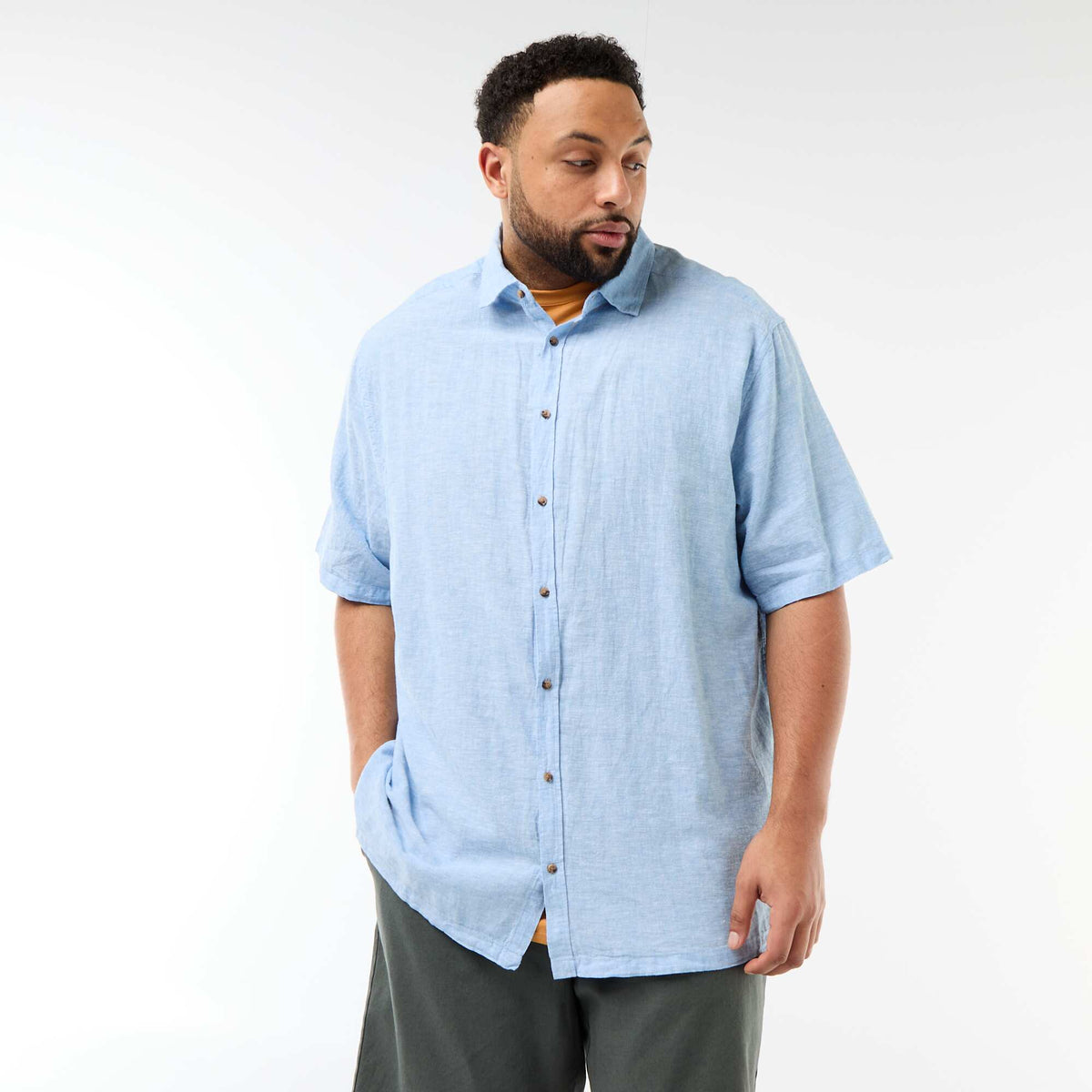 Camisa de manga corta en lino mezclado AZUL