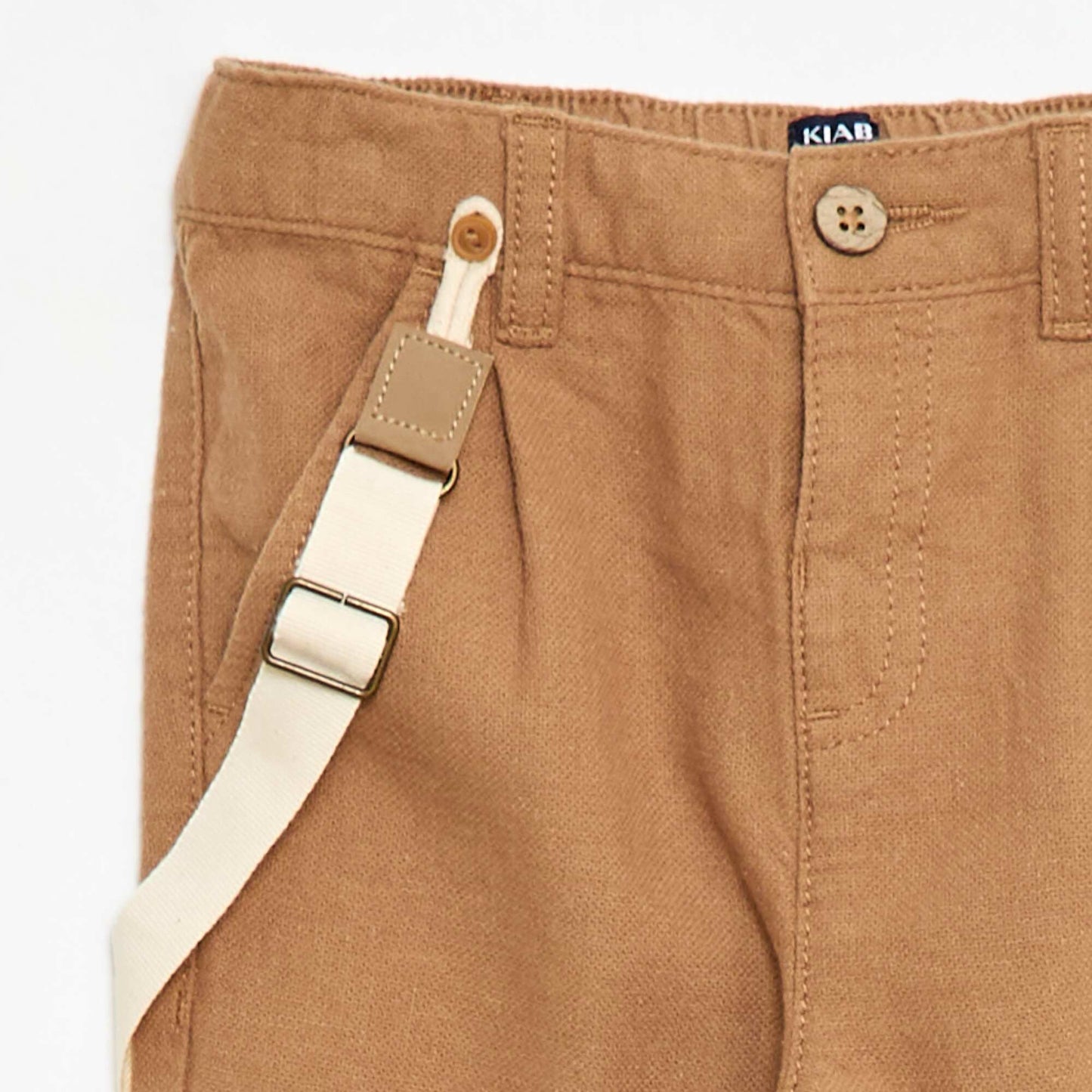 Pantalón chino de lino mezclado con tirantes BEIGE