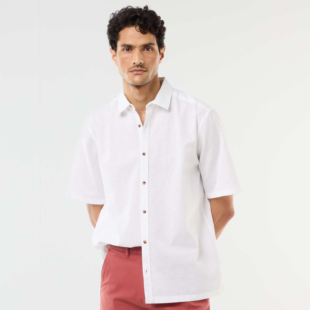 Camisa de manga corta en mezcla de lino BLANCO