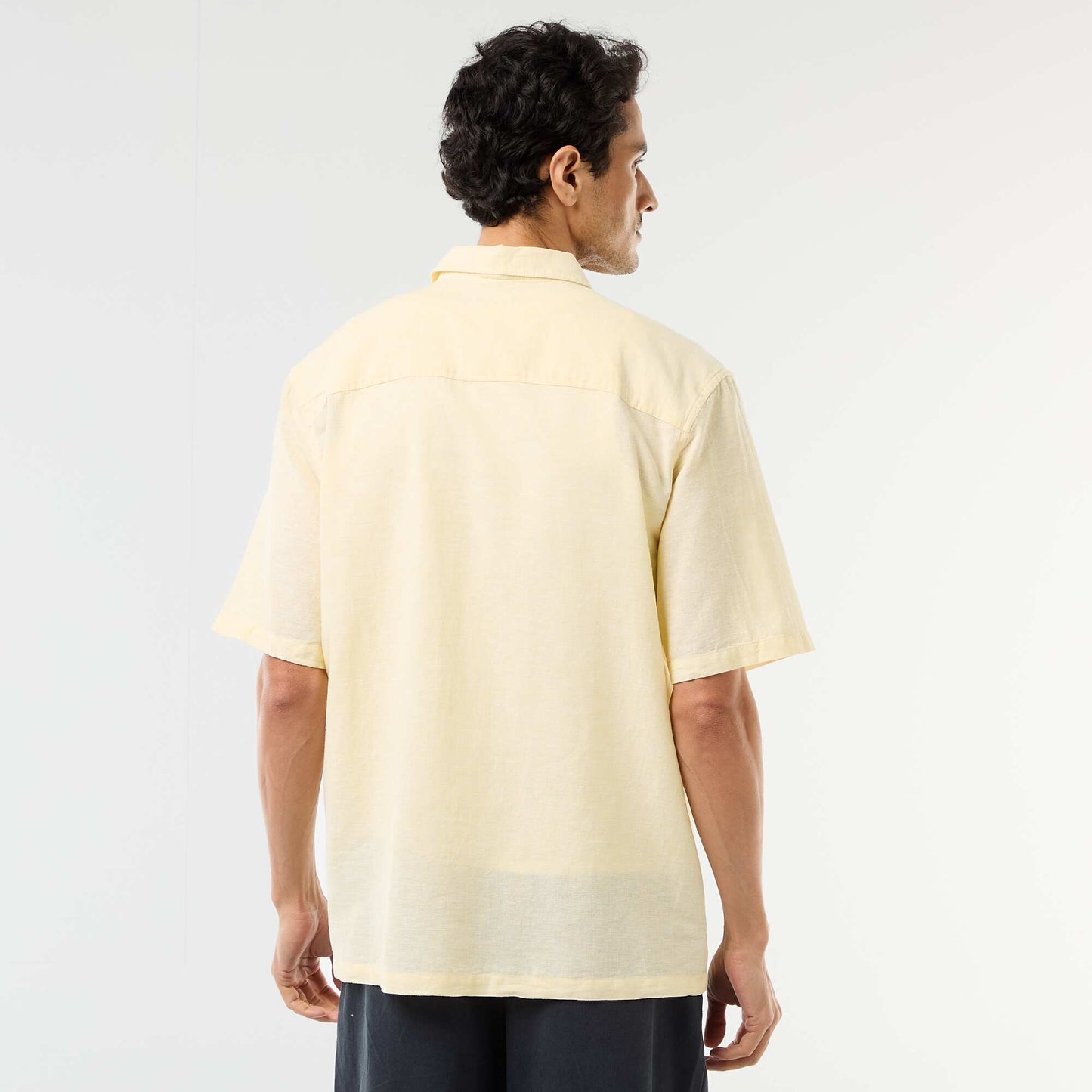 Camisa de manga corta en mezcla de lino AMARILLO