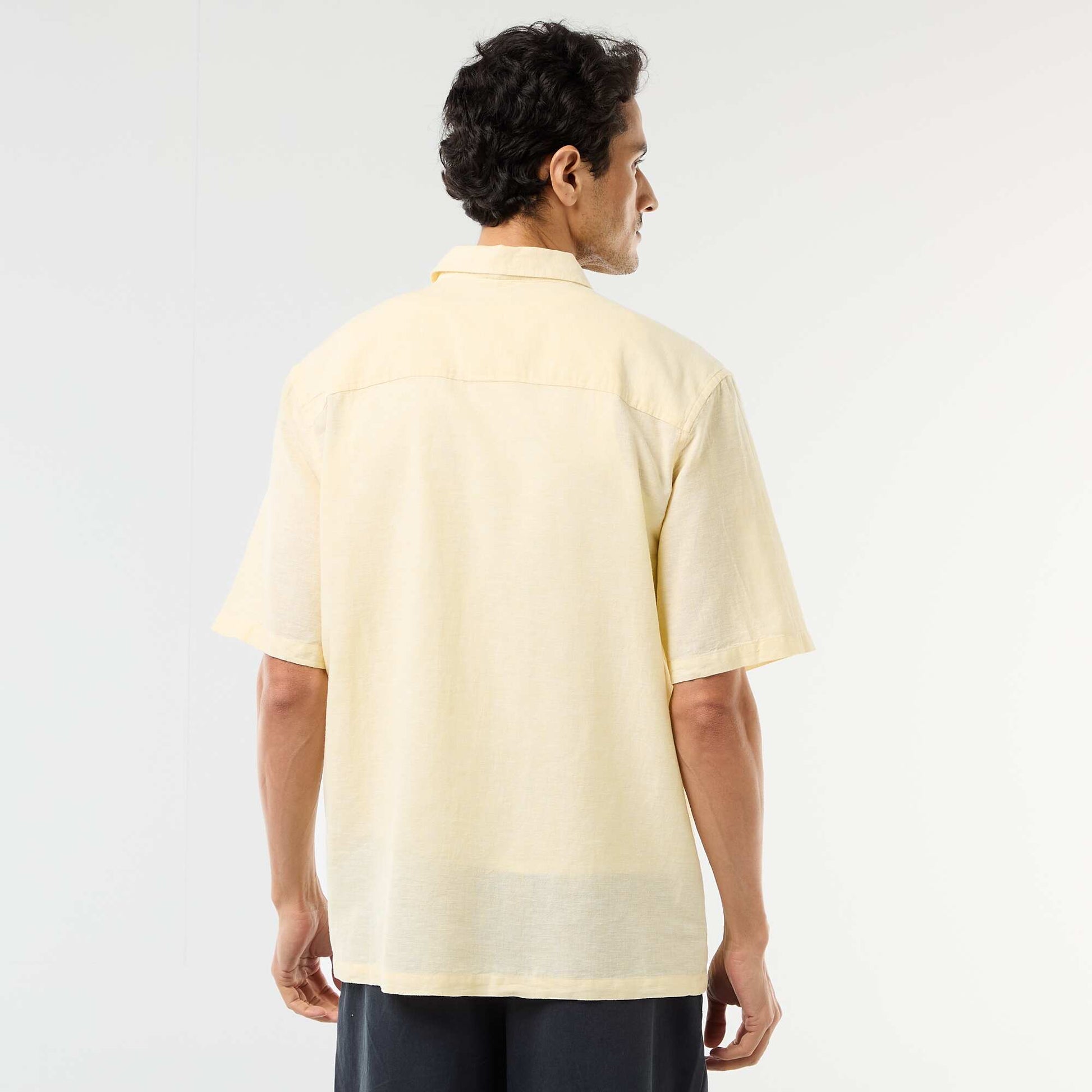 Camisa de manga corta en mezcla de lino AMARILLO