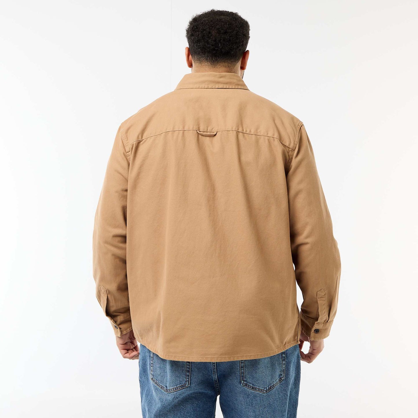 Sobrecamisa en twill con bolsillos en el pecho con solapa BEIGE