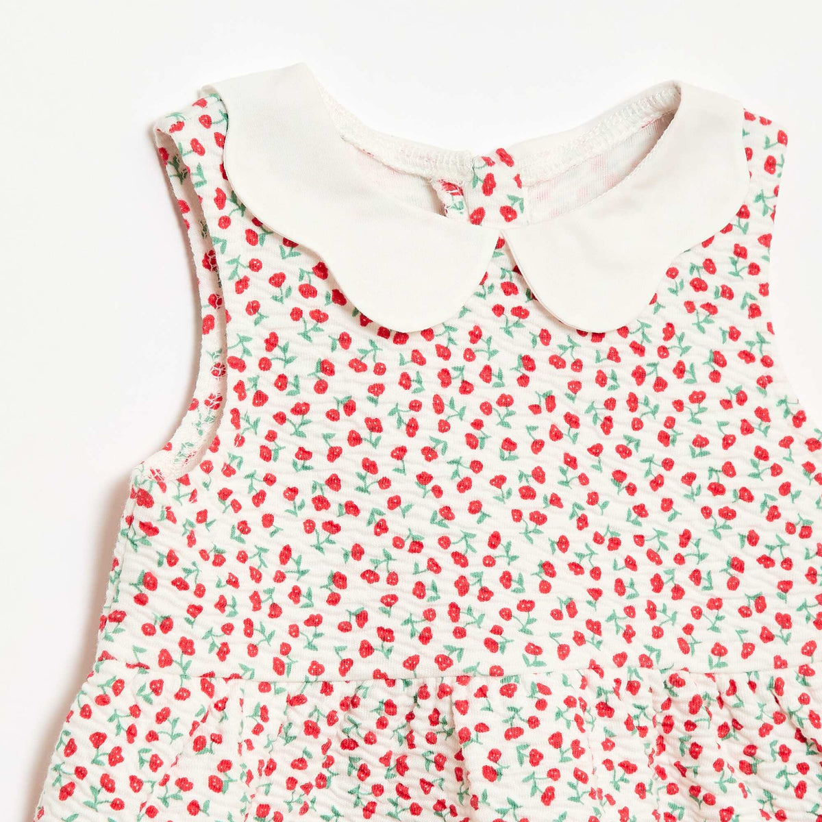 Vestido de punto arrugado con cuello de popelín ROJO