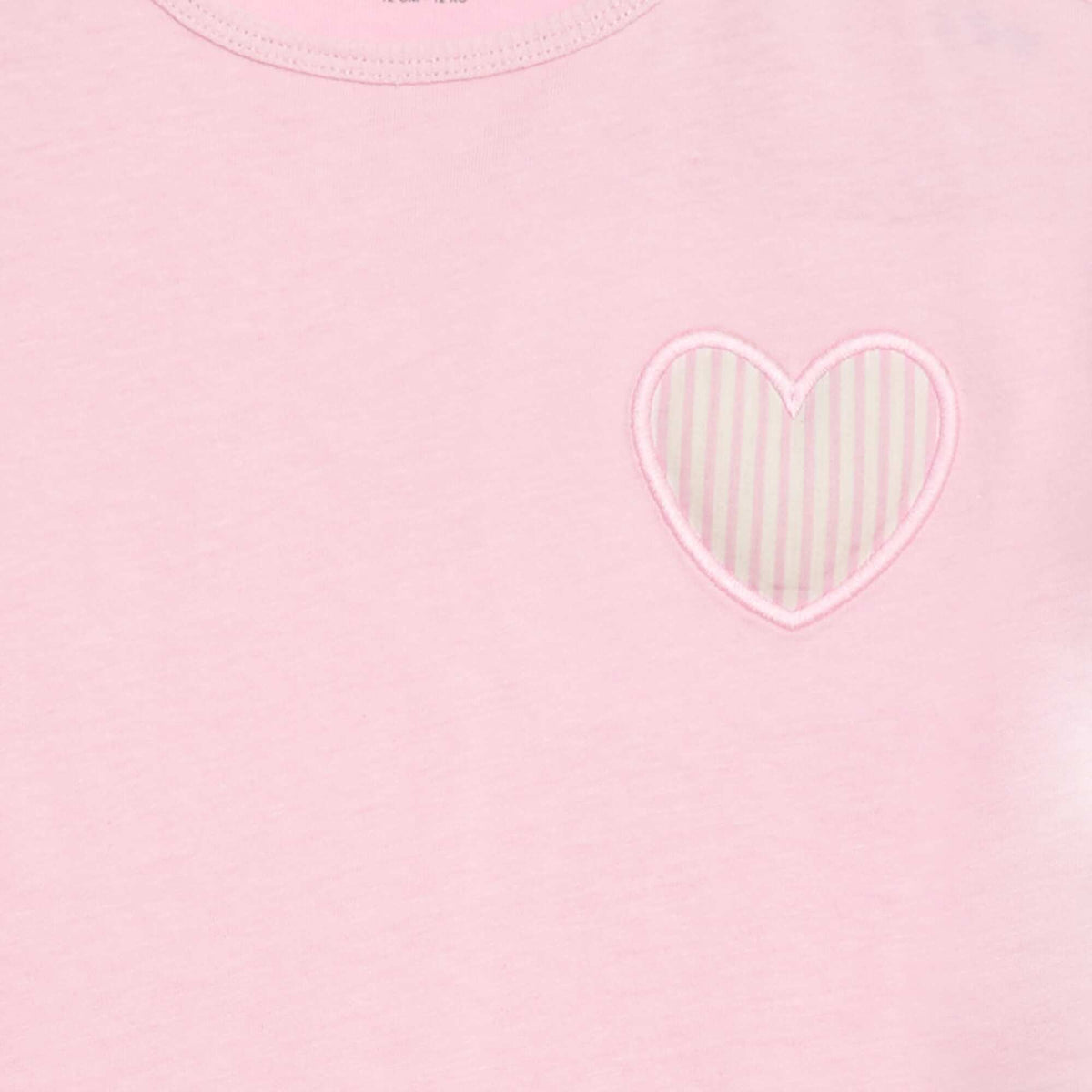 Camiseta de punto de algodón con parche de corazón ROSA