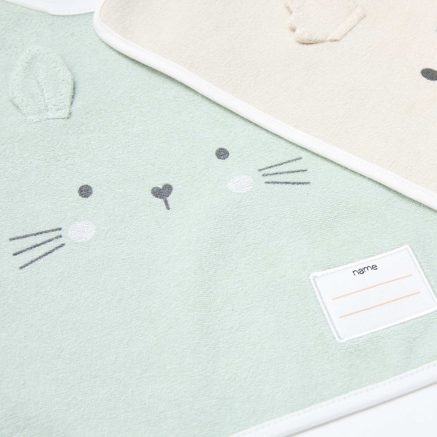 Pack de 2 baberos para poner por la cabeza VERDE