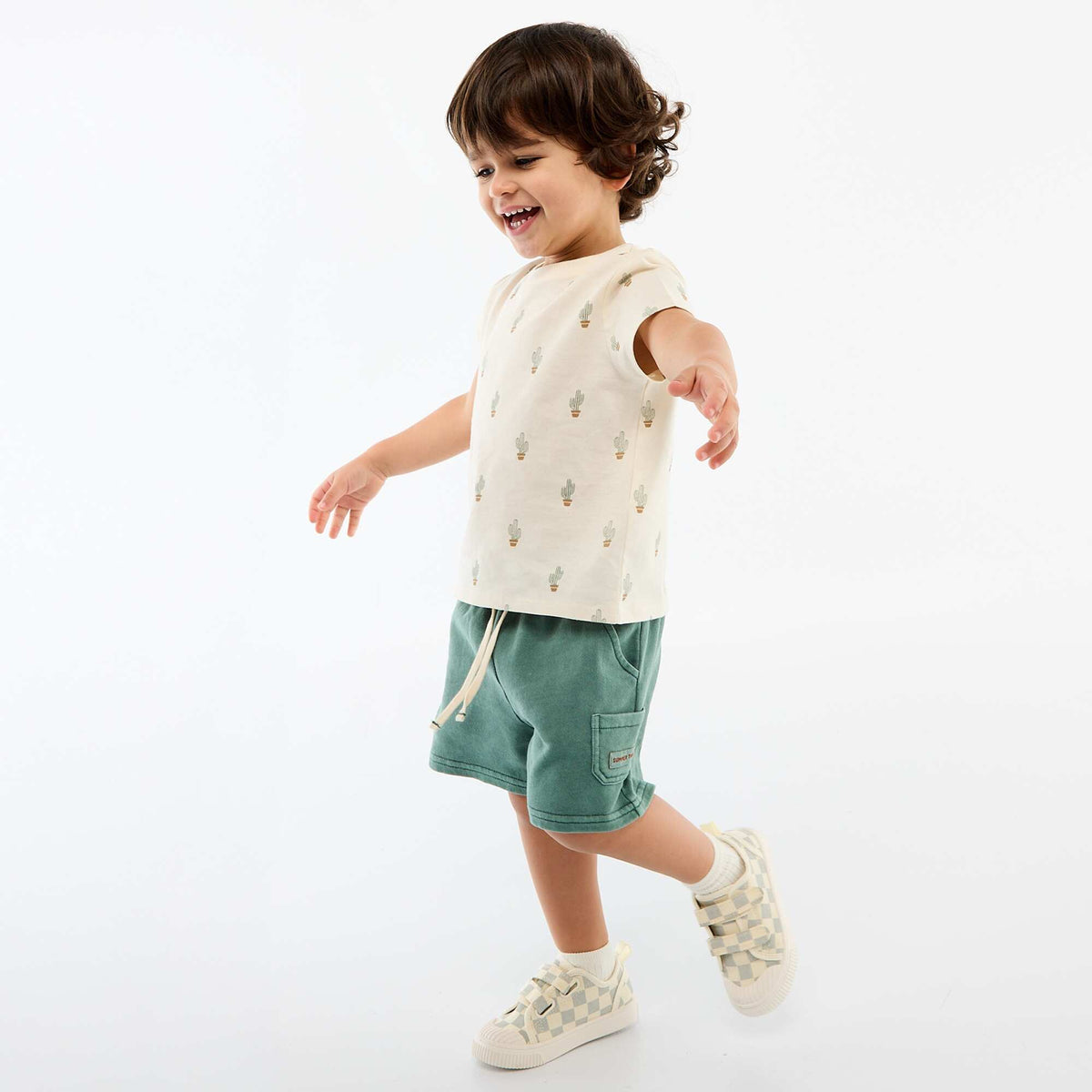 Pantalón corto recto en felpa de algodón liso VERDE