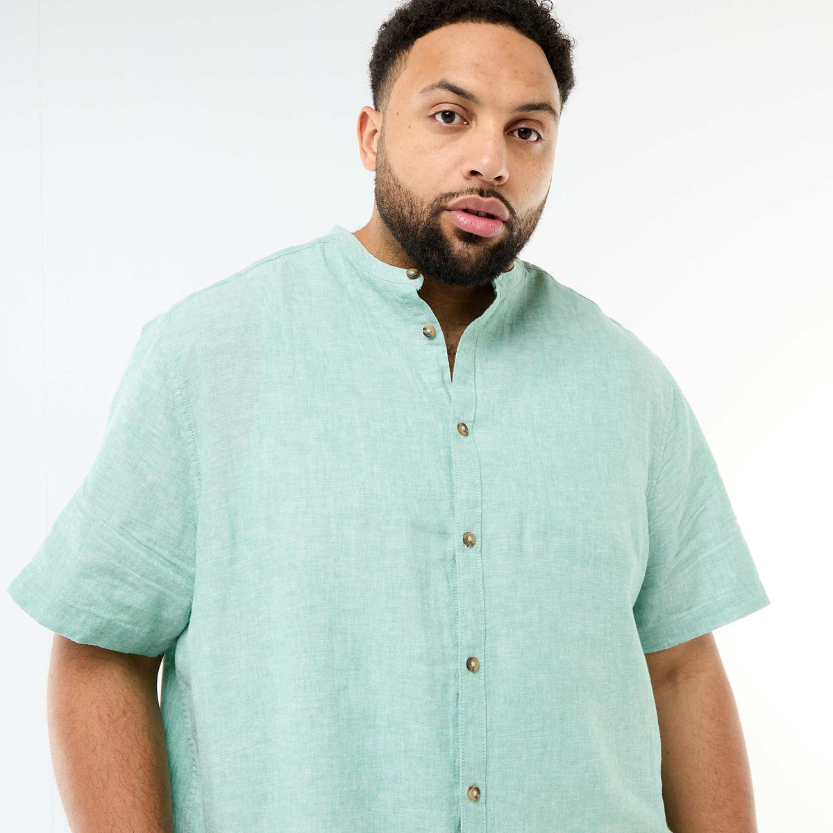 Camisa de lino mezclado de manga corta VERDE